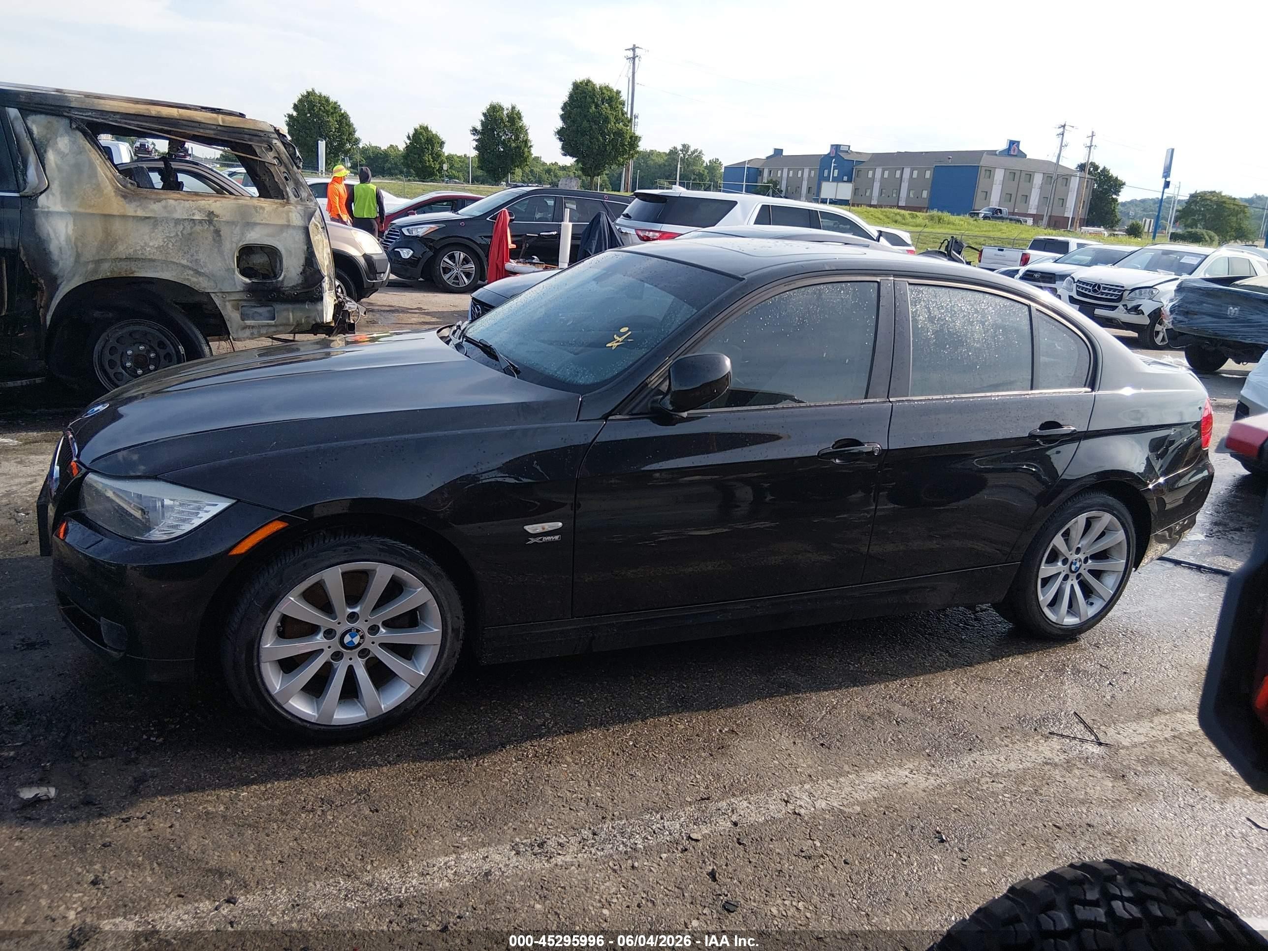2011 Bmw 328i Xdrive Black vin: WBAPK7C52BA970810