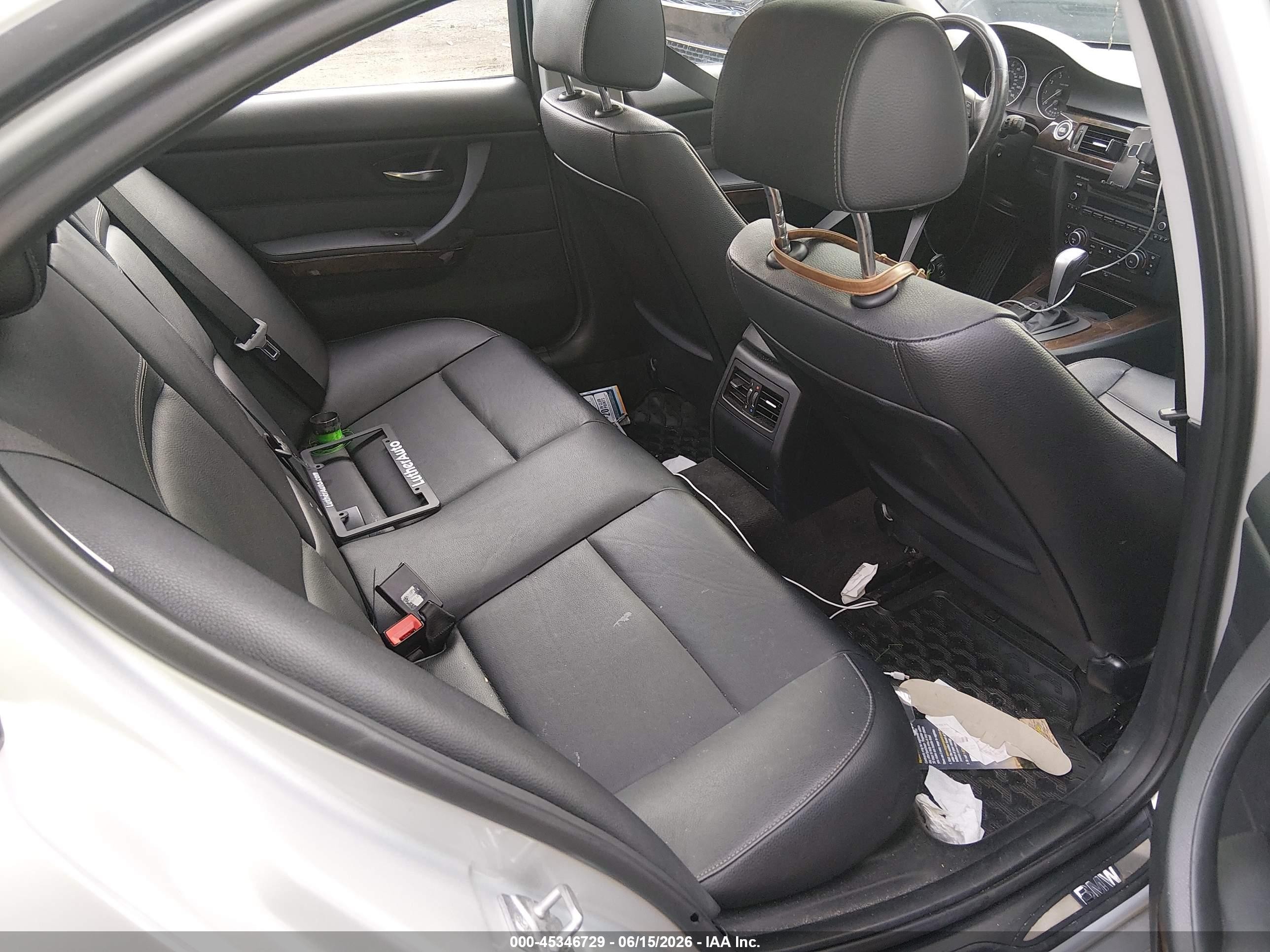 2011 Bmw 328i Xdrive Silver vin: WBAPK7C52BF083680
