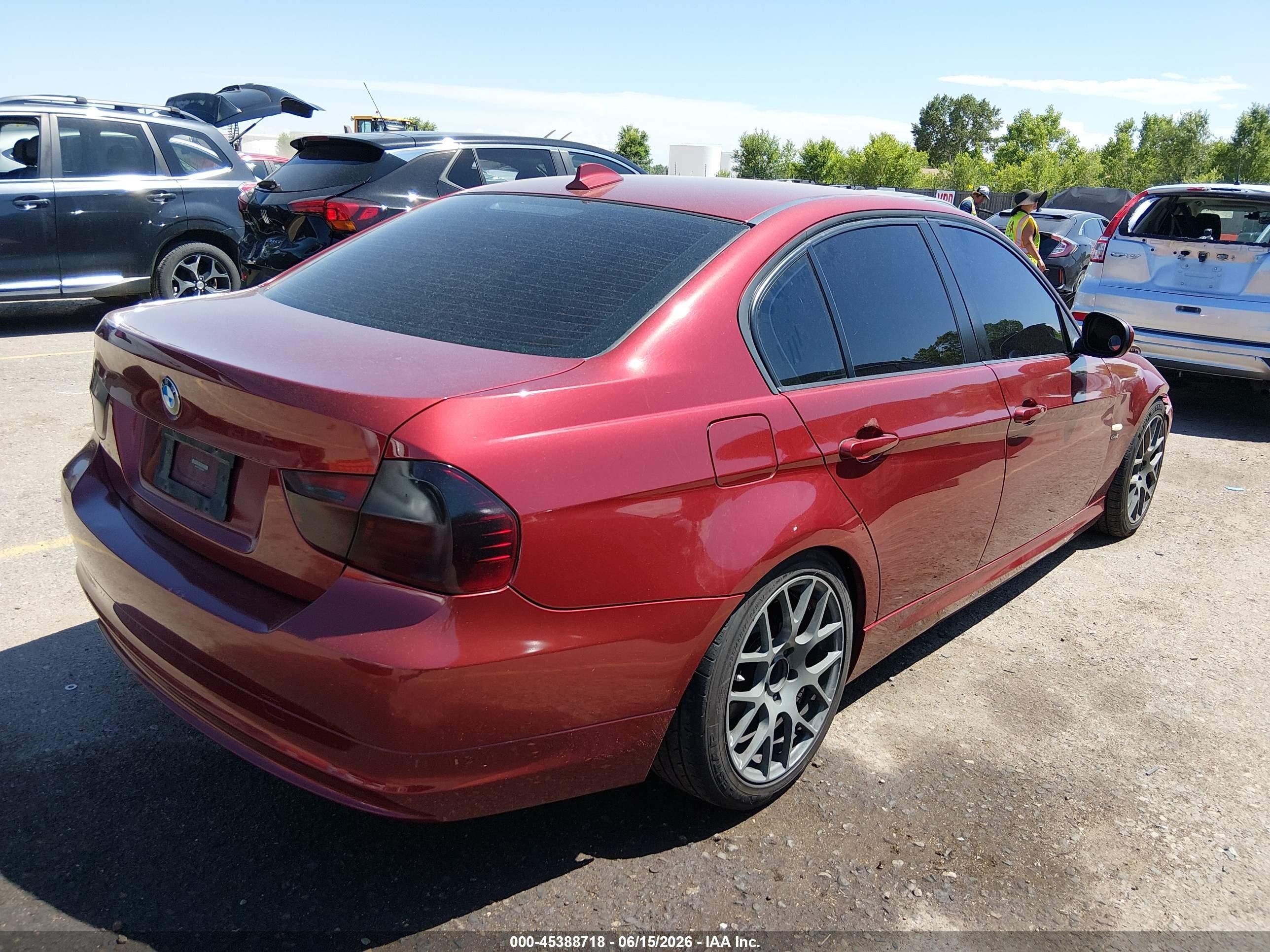 2011 Bmw 328i Xdrive Red vin: WBAPK7C52BF085588