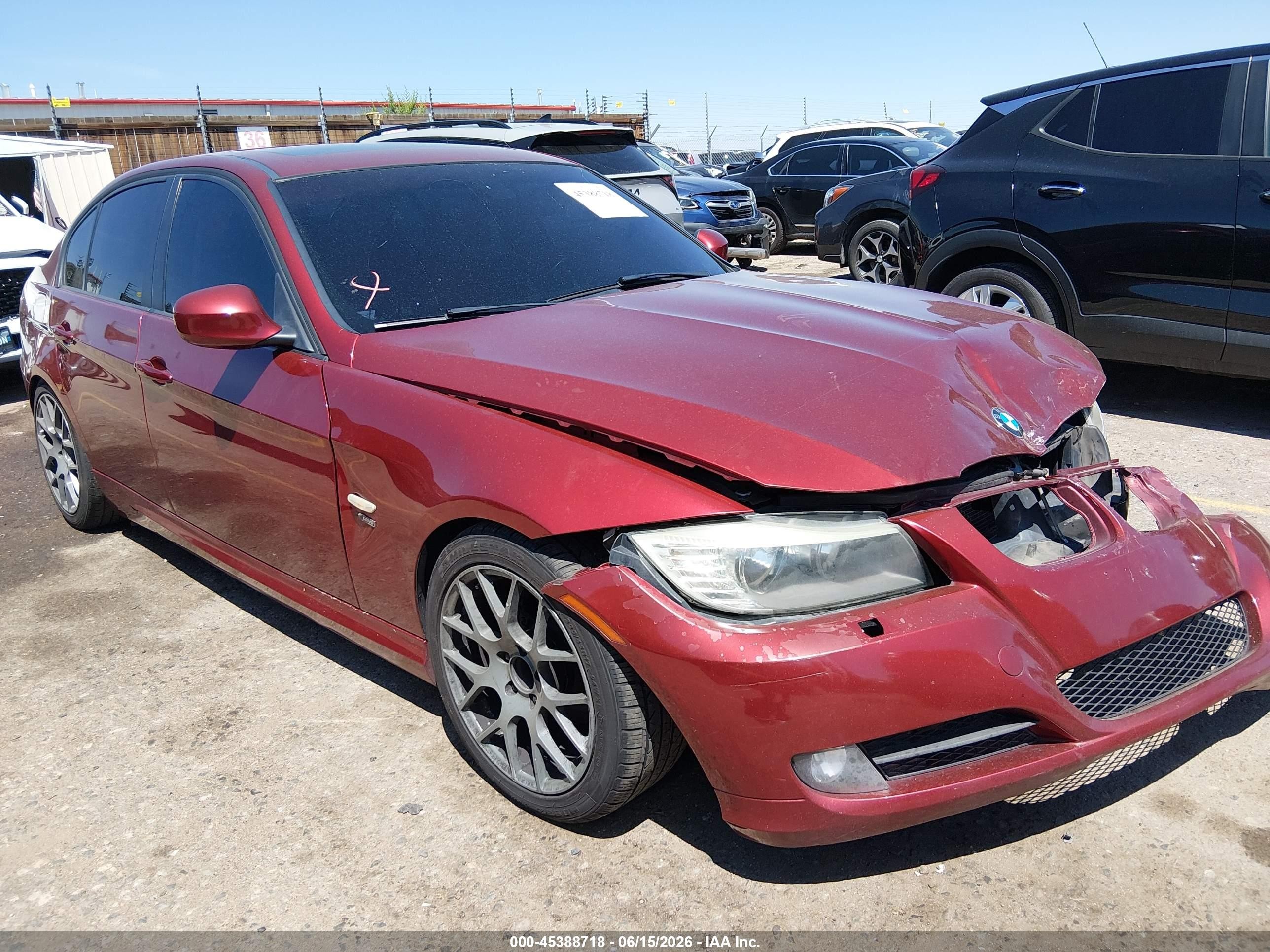 2011 Bmw 328i Xdrive Red vin: WBAPK7C52BF085588