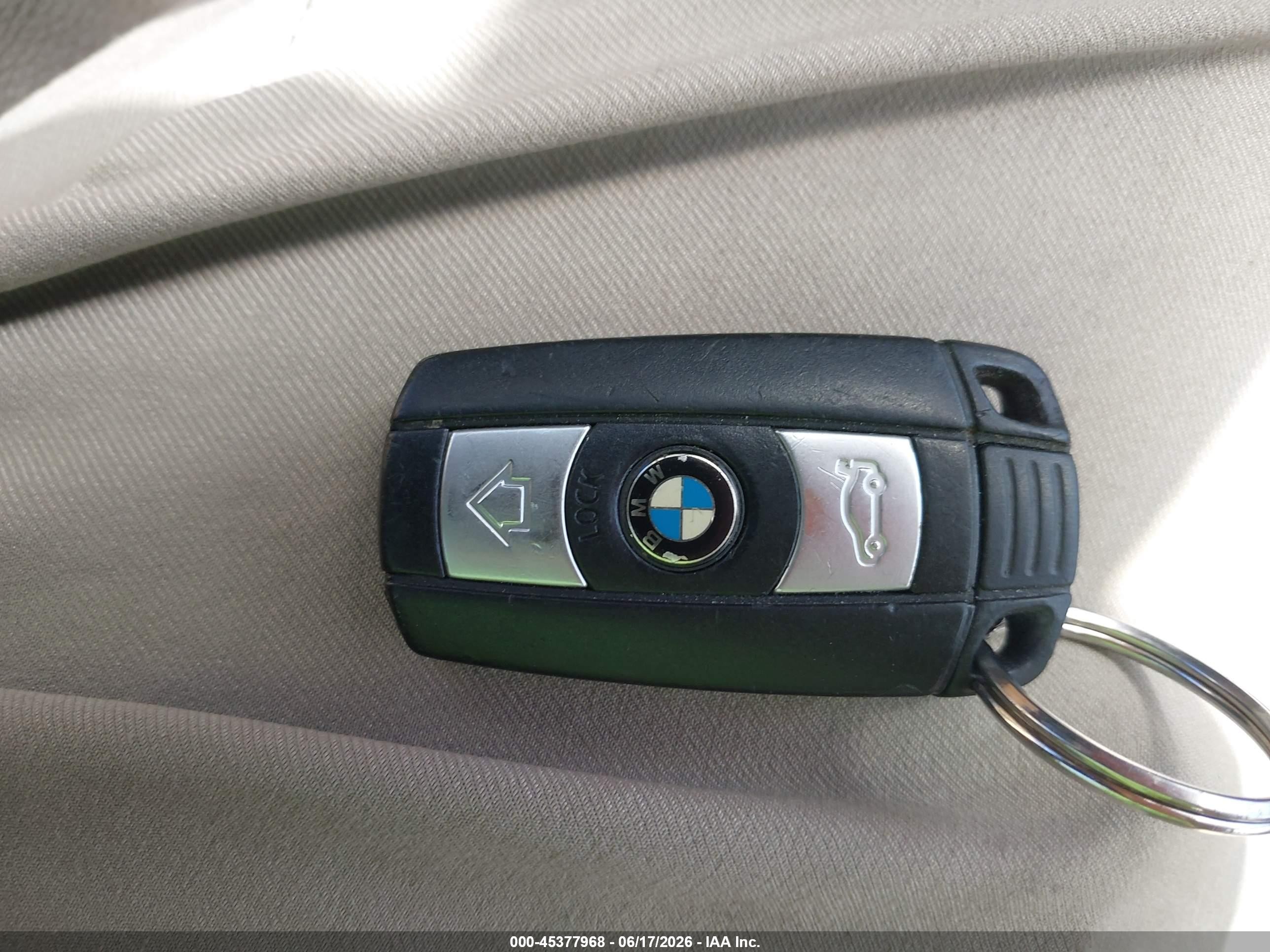 2010 Bmw 328i Xdrive Blue vin: WBAPK7C53AA771361