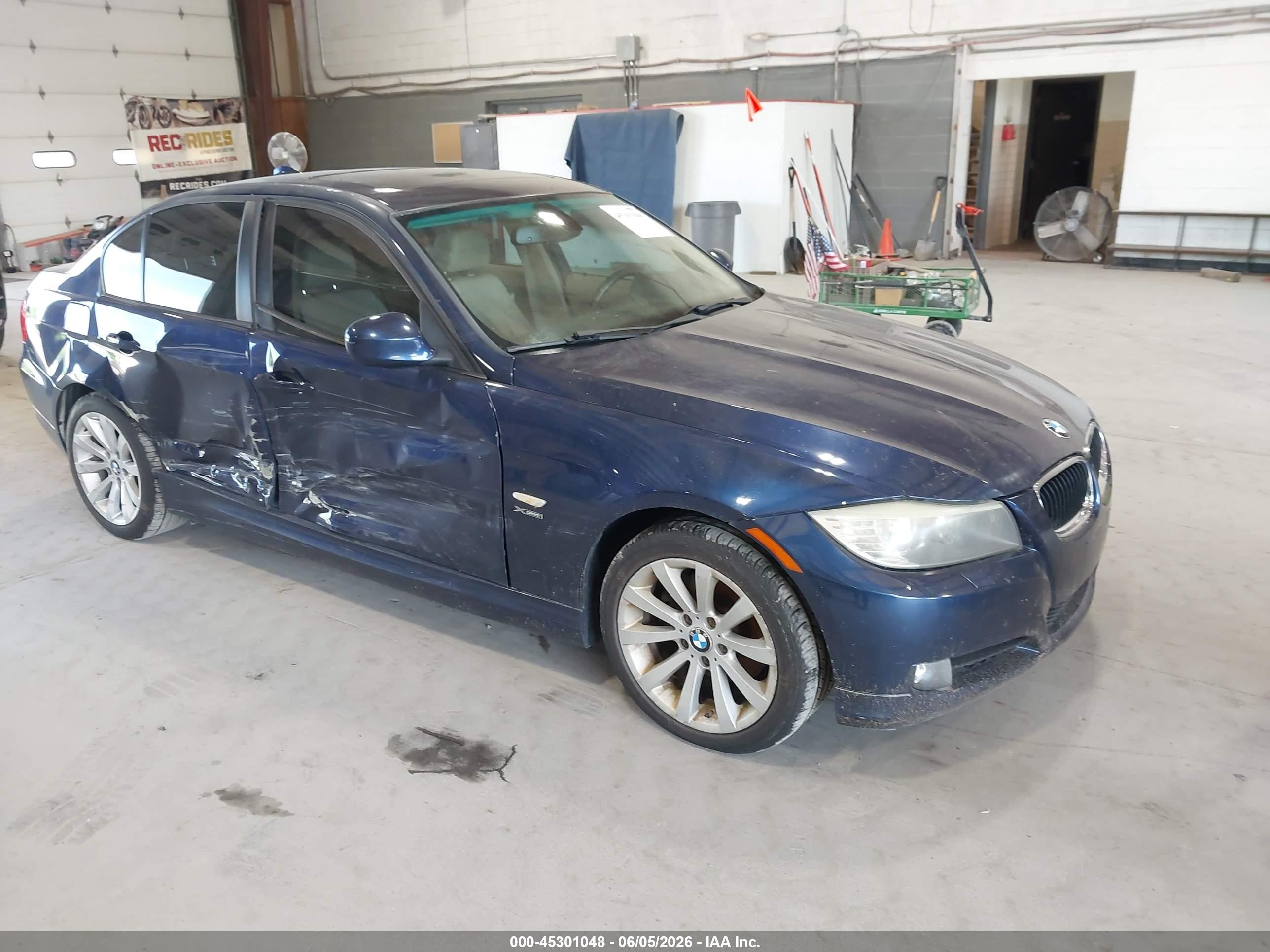 2011 Bmw 328i Xdrive Dark Blue vin: WBAPK7C53BA463835