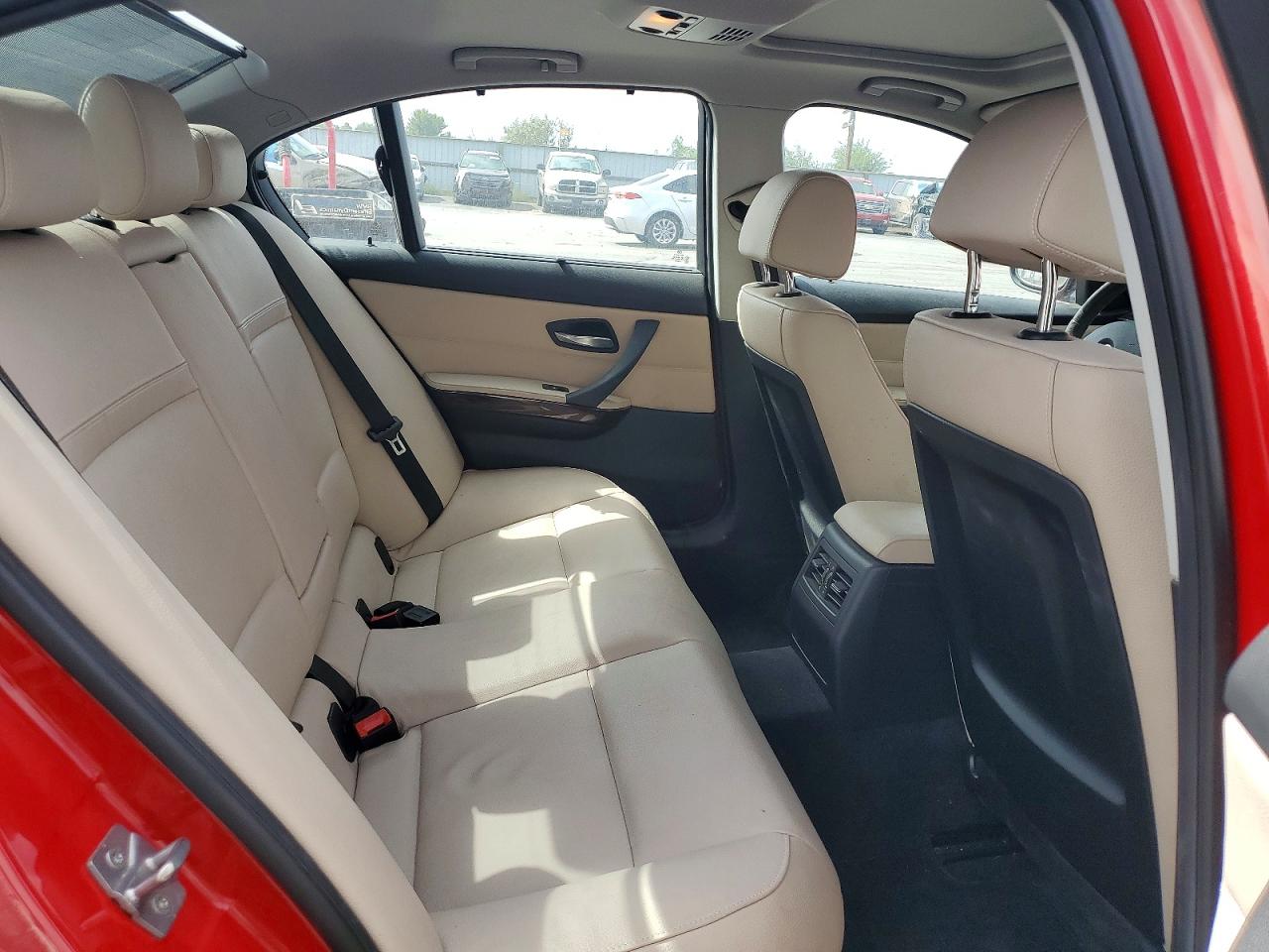 2011 Bmw 328 Xi Red vin: WBAPK7C53BA817532