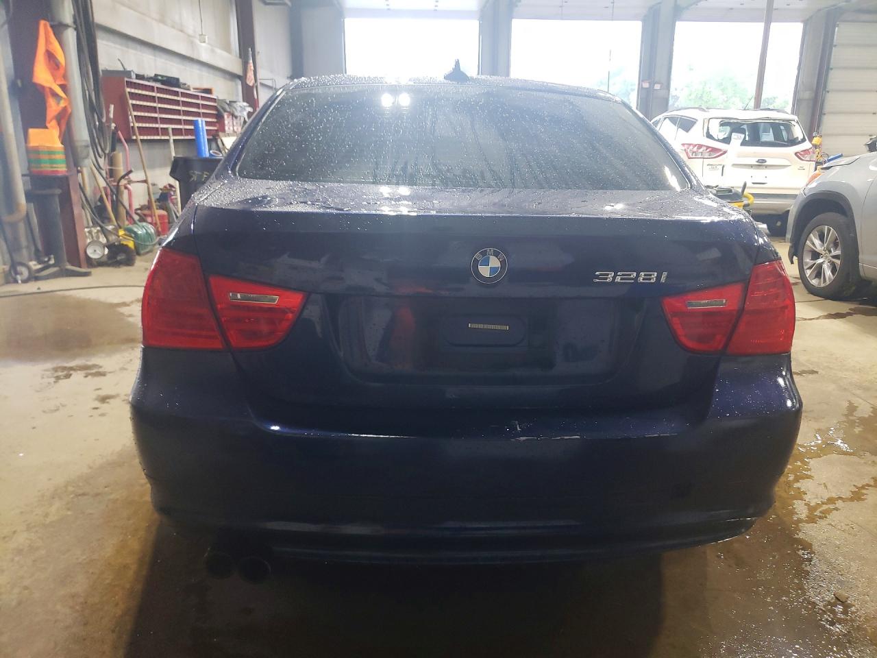 2011 Bmw 328 Xi Blue vin: WBAPK7C53BA819099
