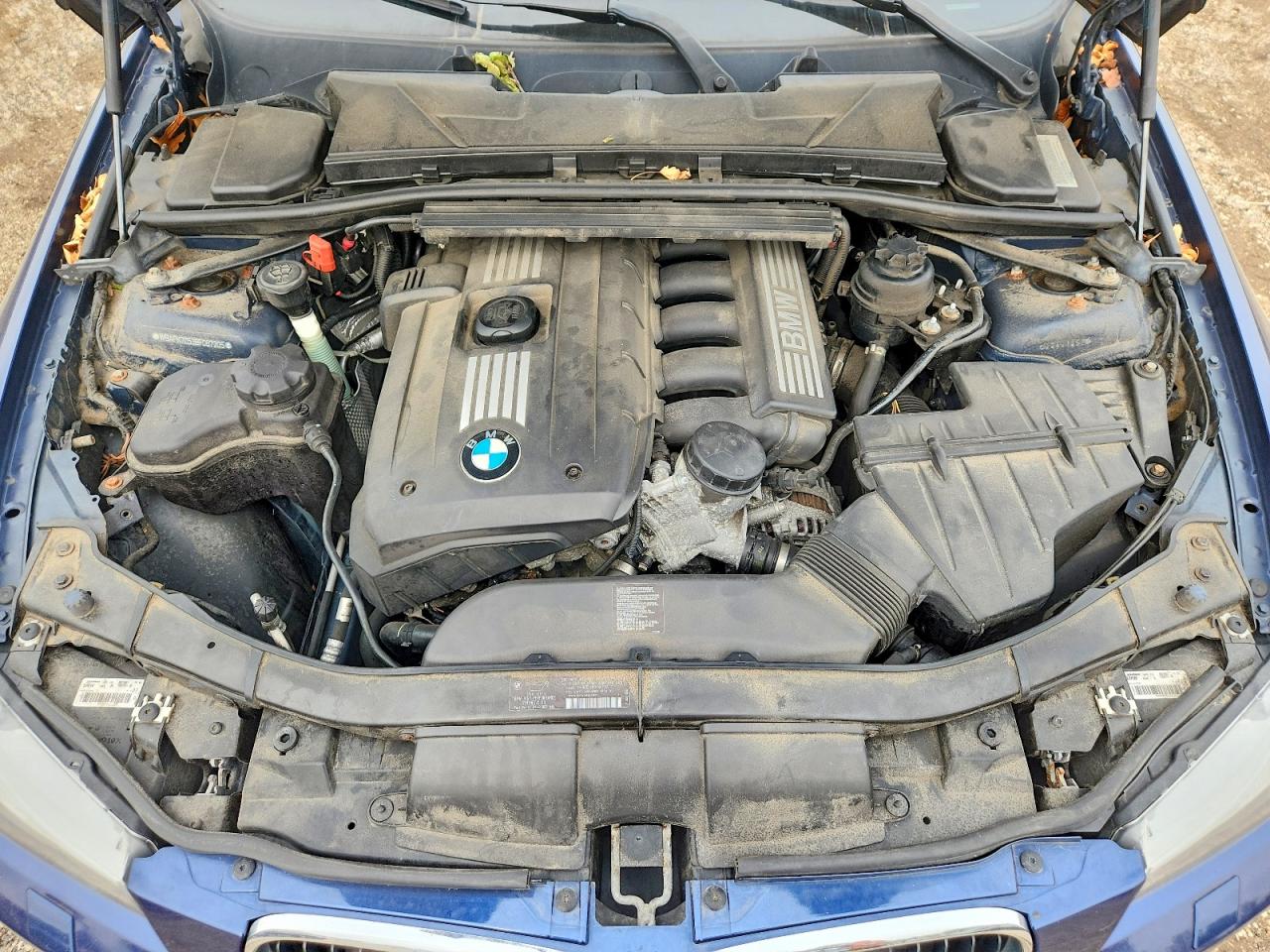 2011 Bmw 328 Xi Blue vin: WBAPK7C53BF087205