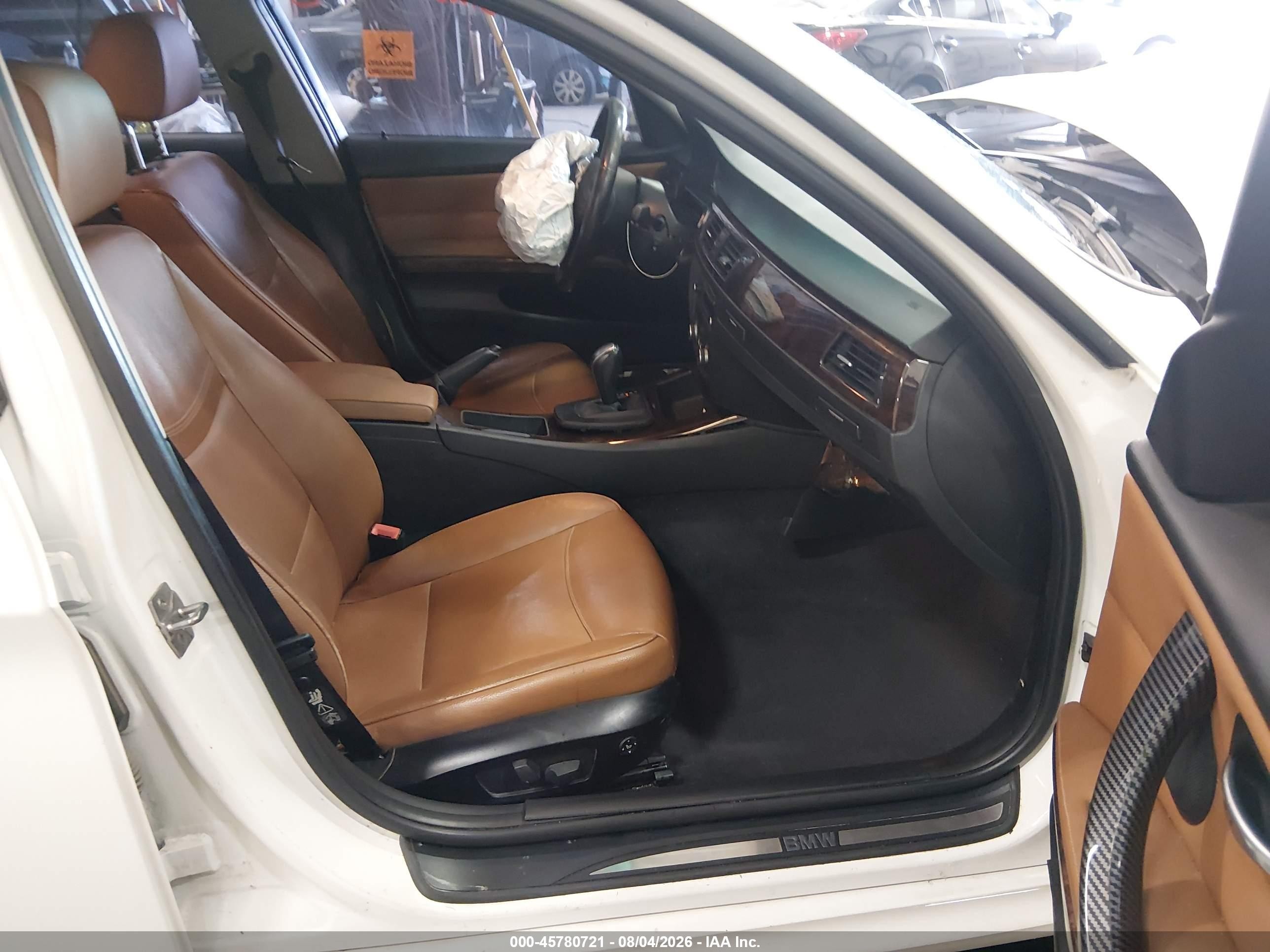 2011 Bmw 328i Xdrive White vin: WBAPK7C54BA819354