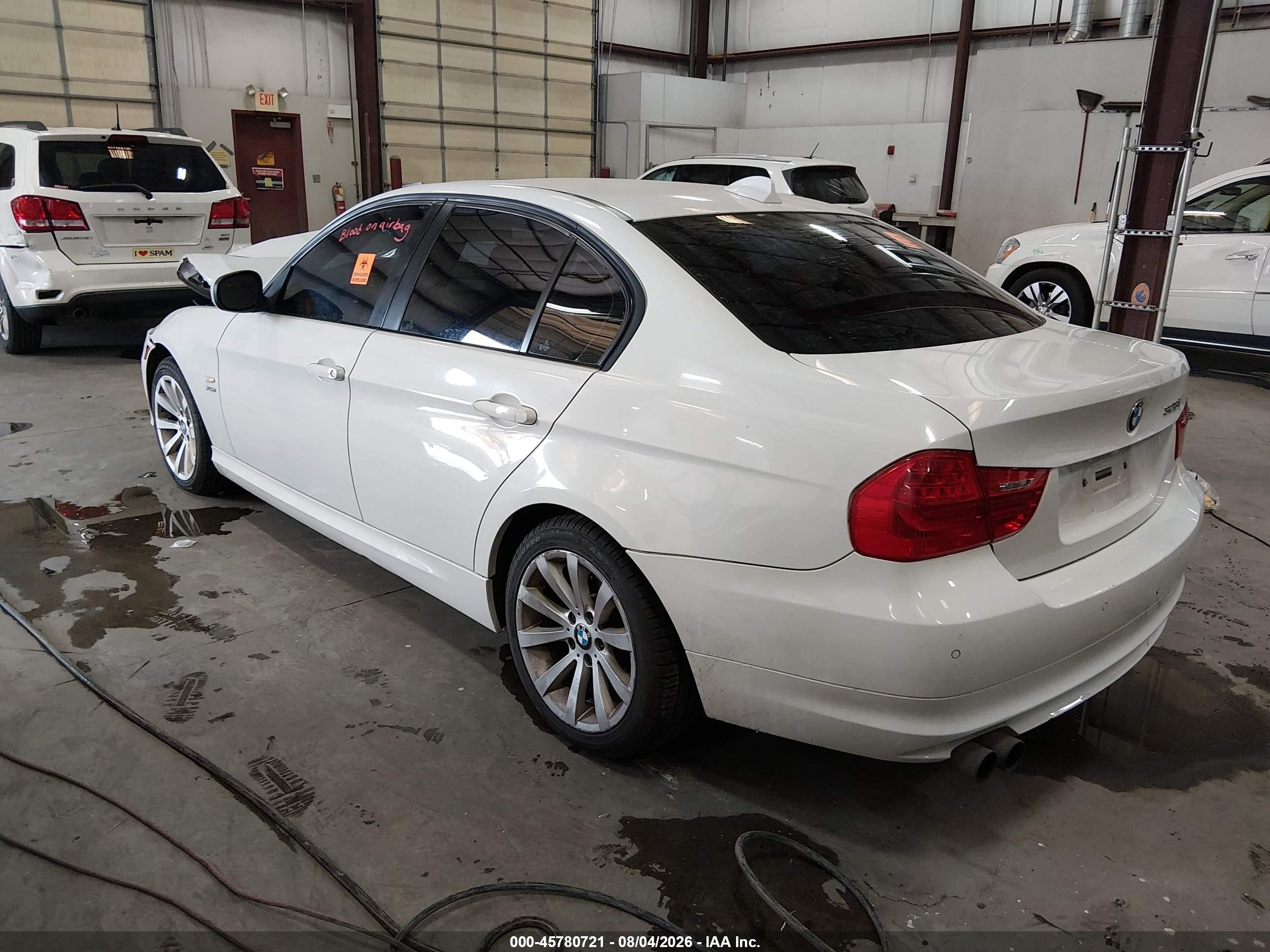 2011 Bmw 328i Xdrive White vin: WBAPK7C54BA819354