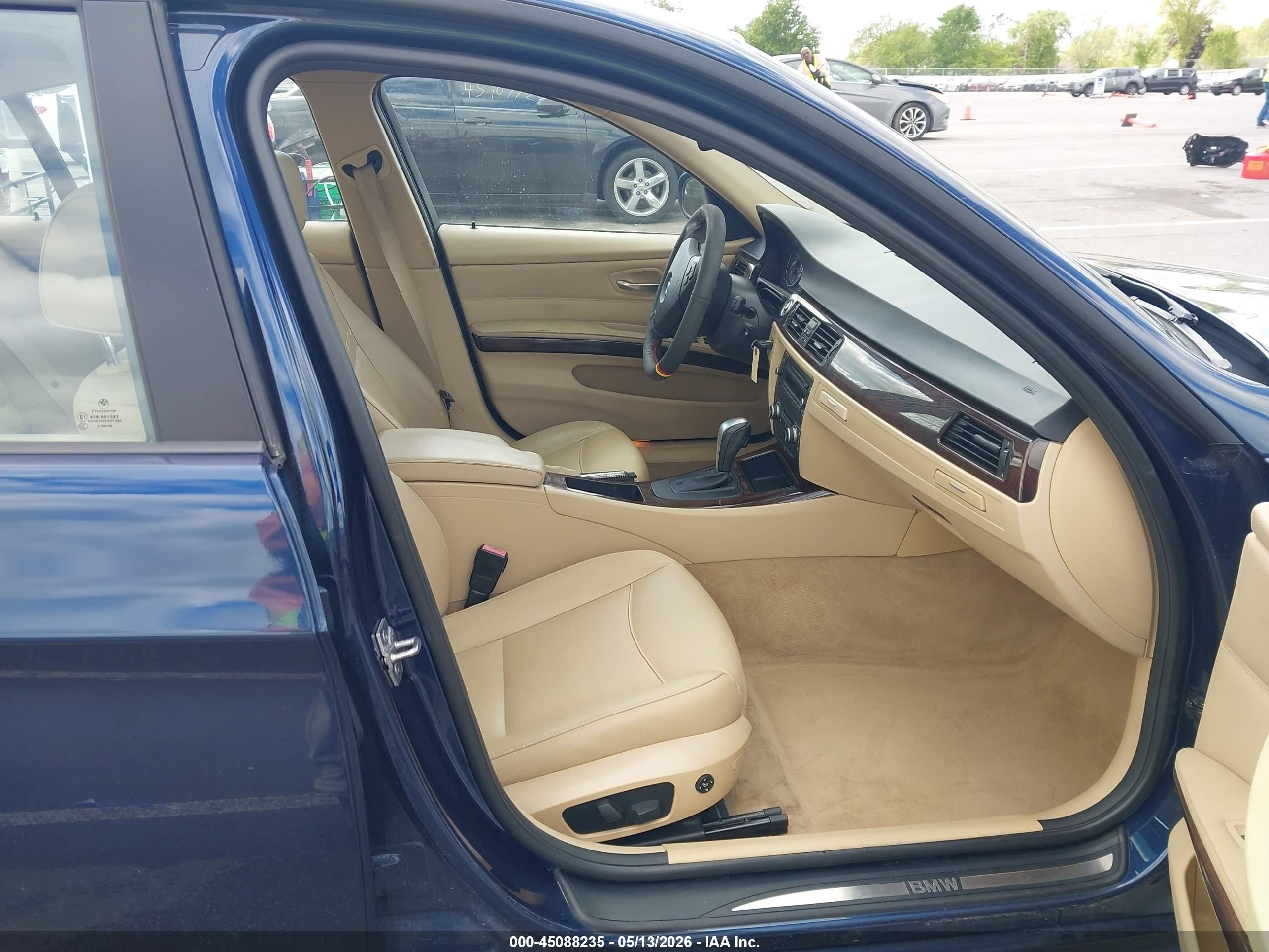 2011 Bmw 328i Xdrive Blue vin: WBAPK7C54BF195266