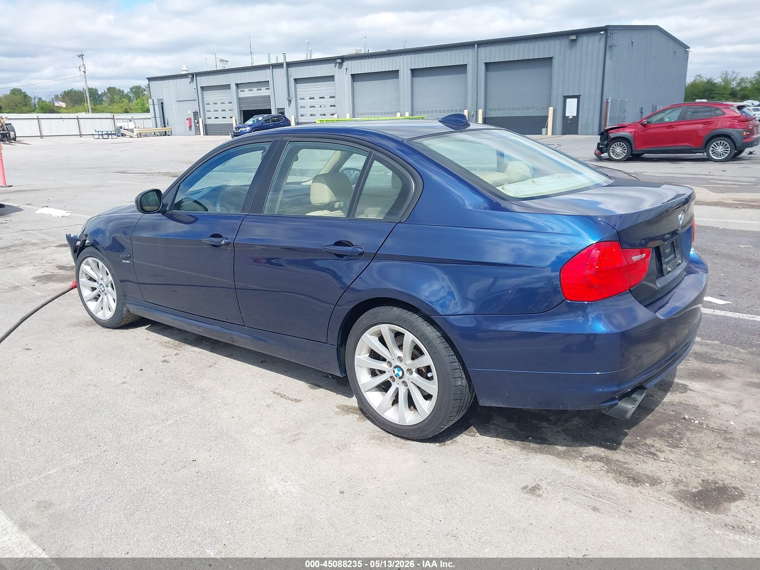 2011 Bmw 328i Xdrive Blue vin: WBAPK7C54BF195266