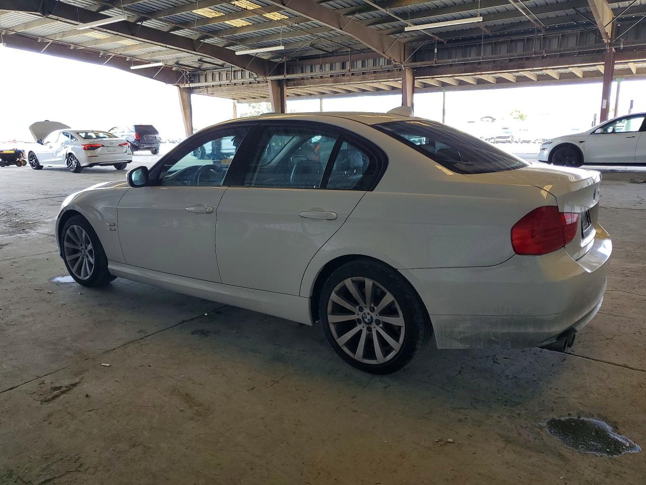 2010 Bmw 328 Xi White vin: WBAPK7C55AA458330