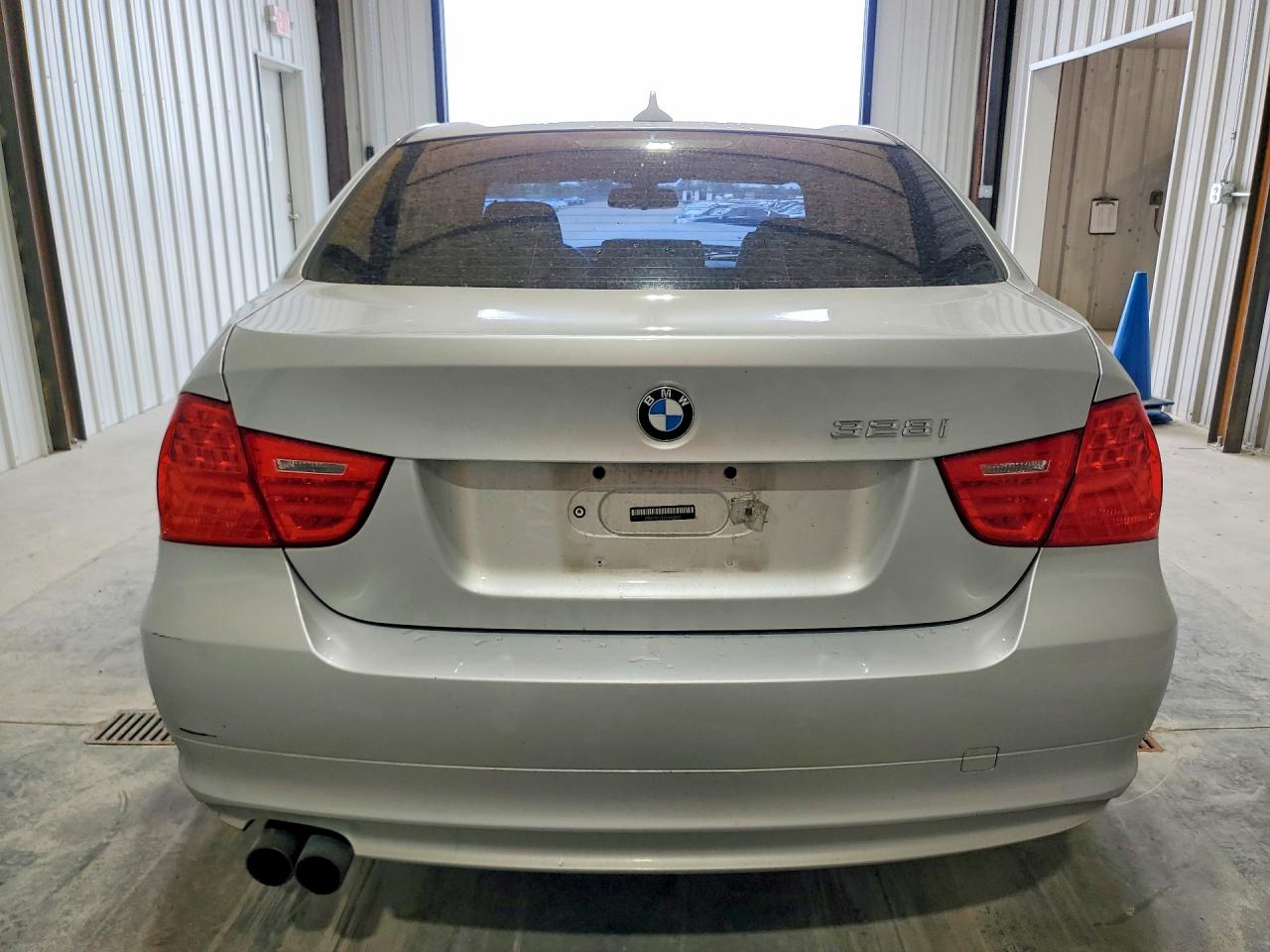 2010 Bmw 328 Xi Silver vin: WBAPK7C55AA461826