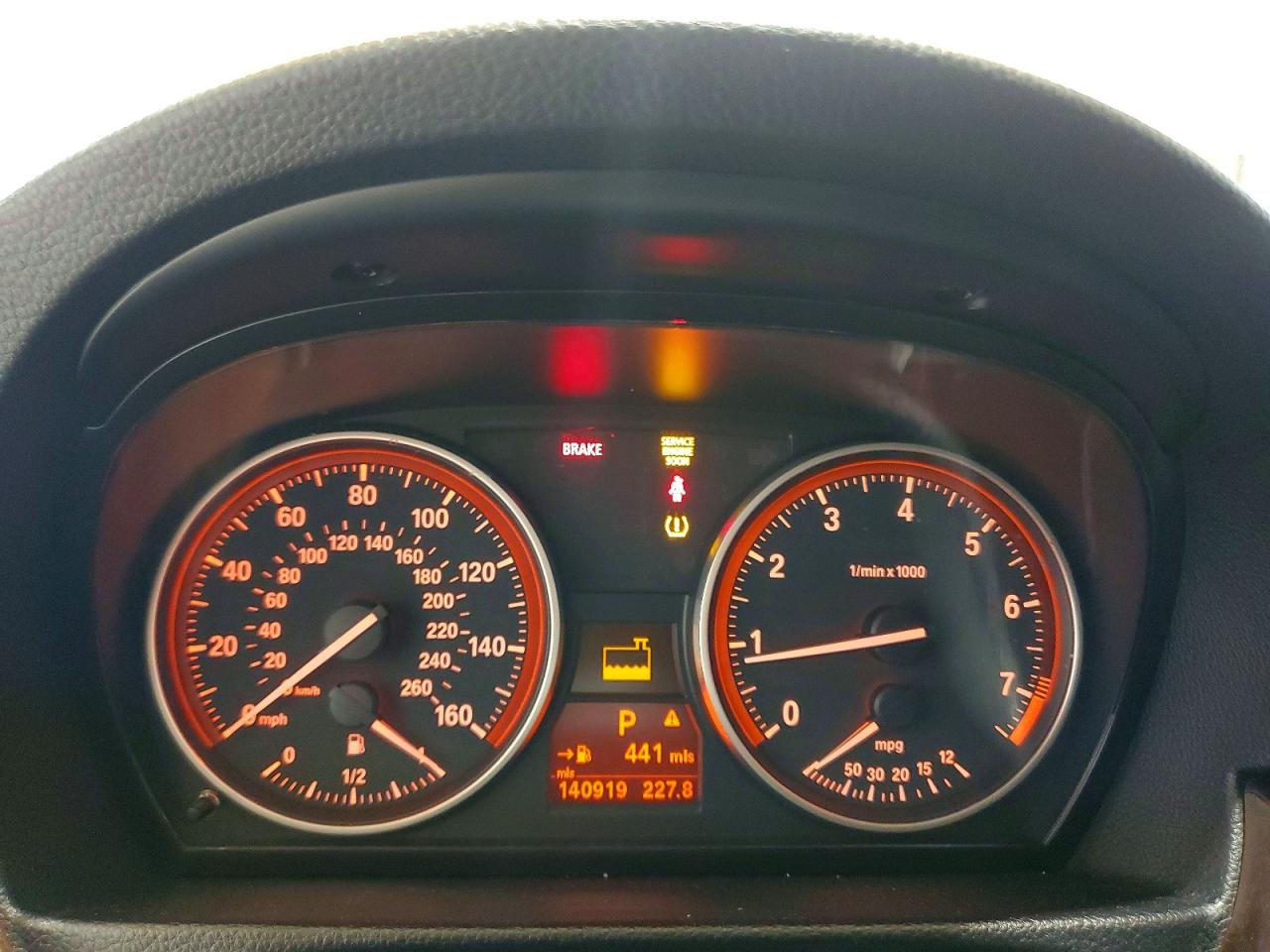 2010 Bmw 328 Xi Silver vin: WBAPK7C55AA461826
