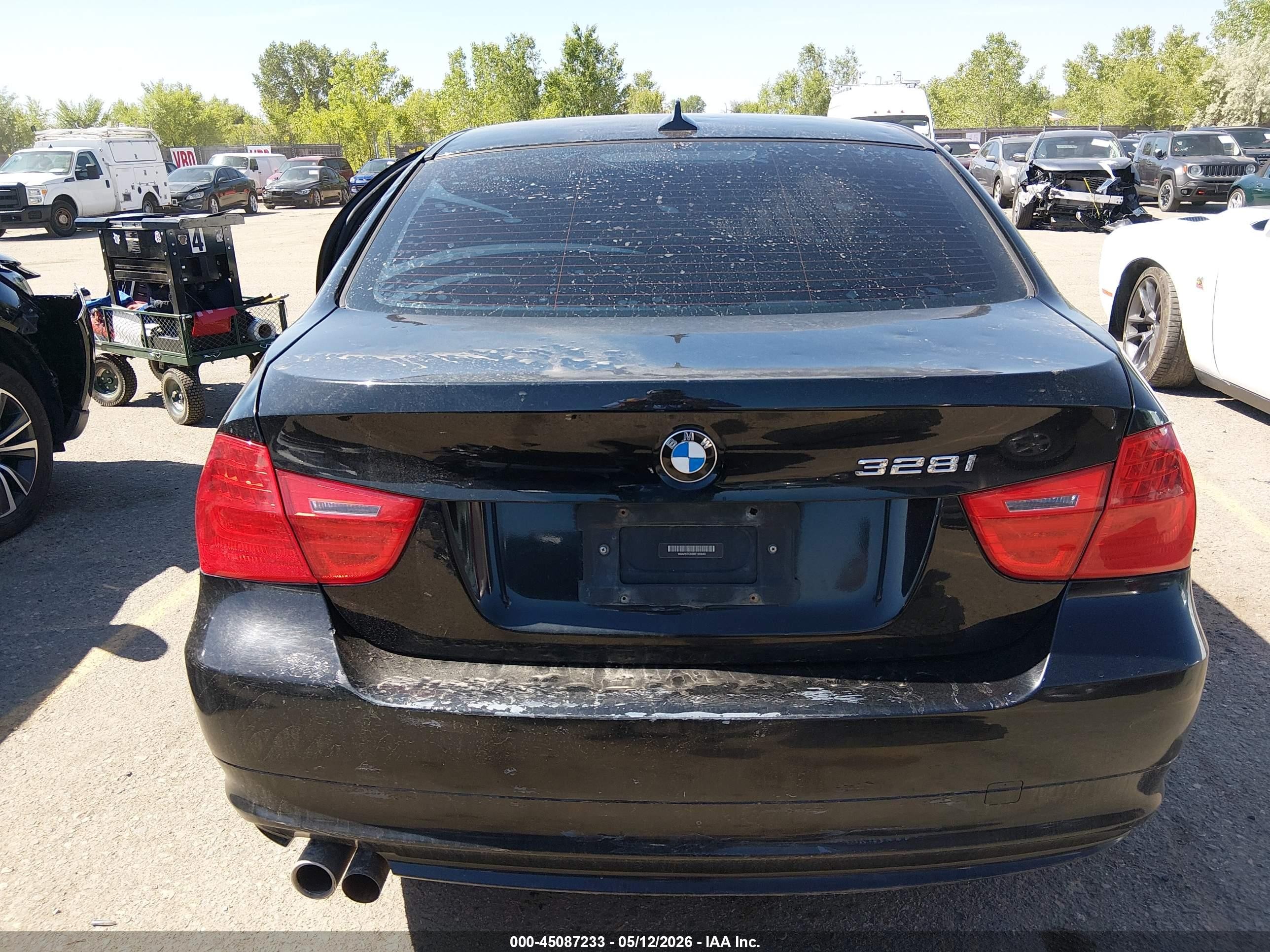 2011 Bmw 328i Xdrive Черный vin: WBAPK7C55BF195843