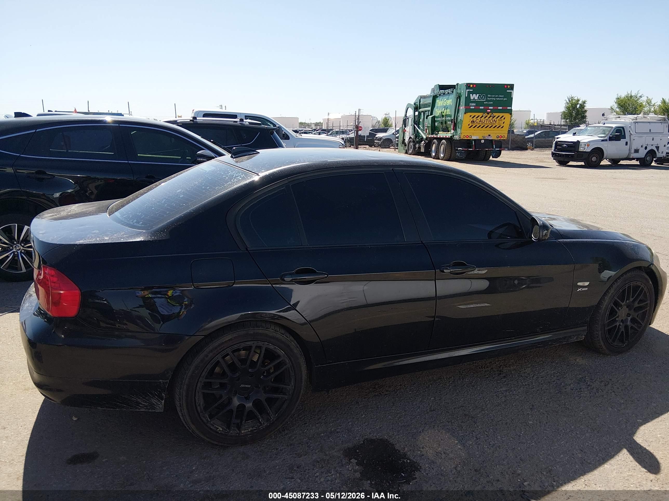 2011 Bmw 328i Xdrive Черный vin: WBAPK7C55BF195843