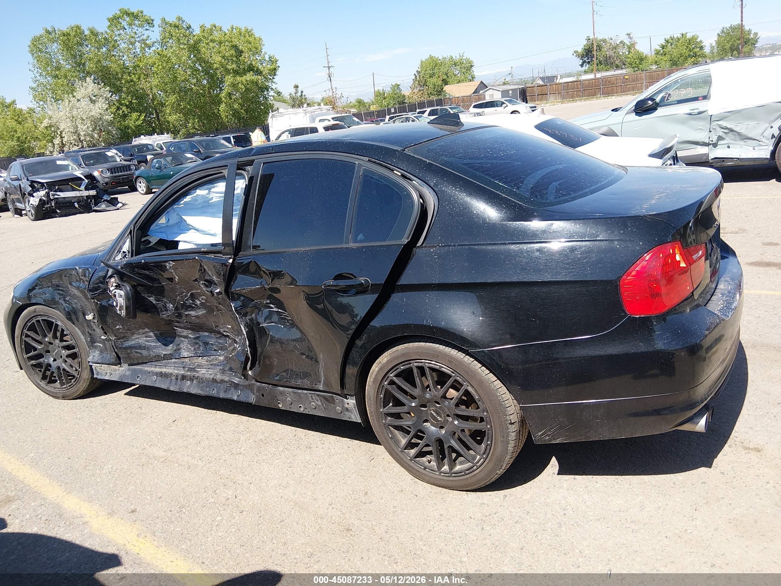 2011 Bmw 328i Xdrive Черный vin: WBAPK7C55BF195843