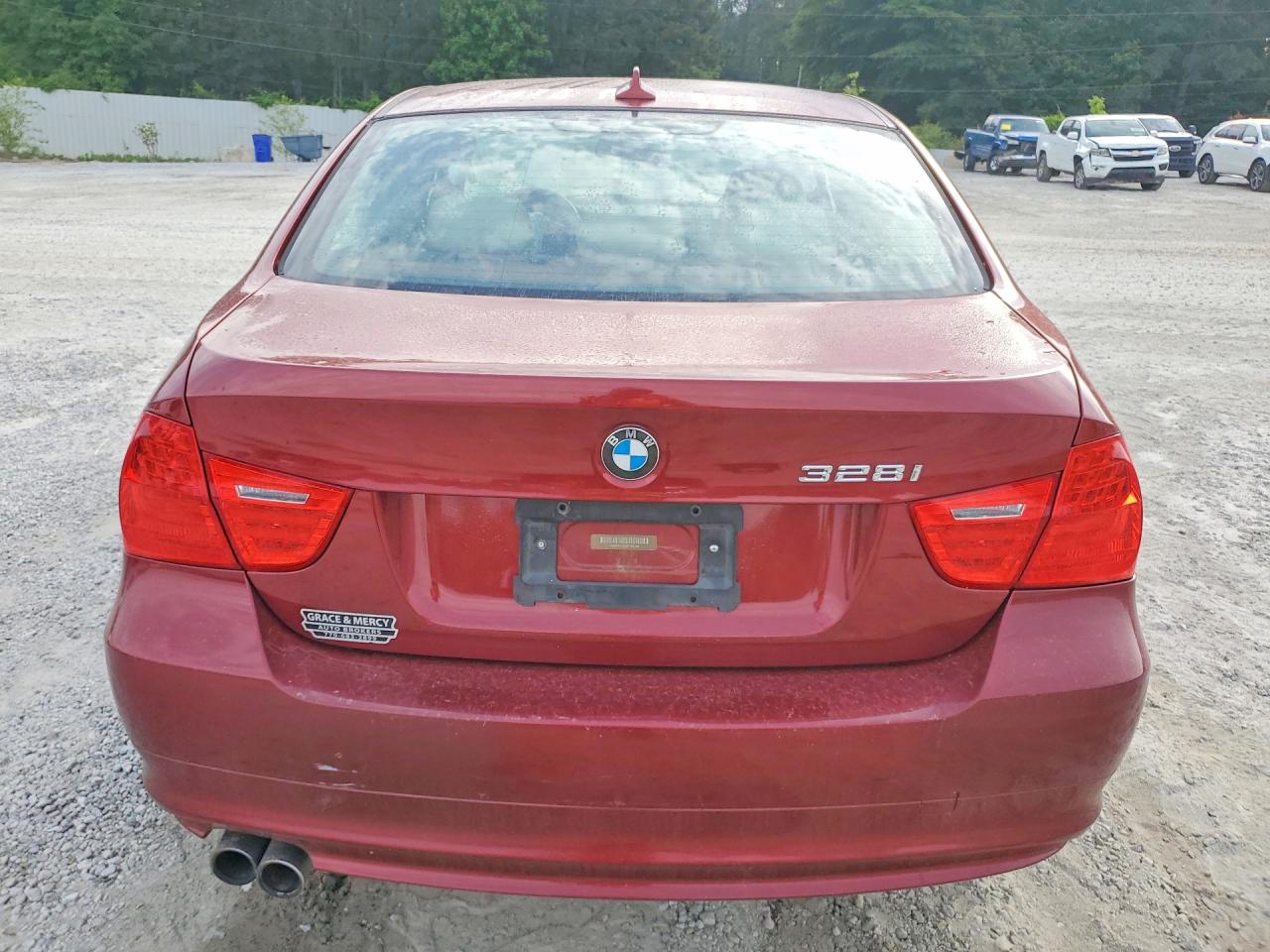 2011 Bmw 328 Xi Red vin: WBAPK7C55BF196149