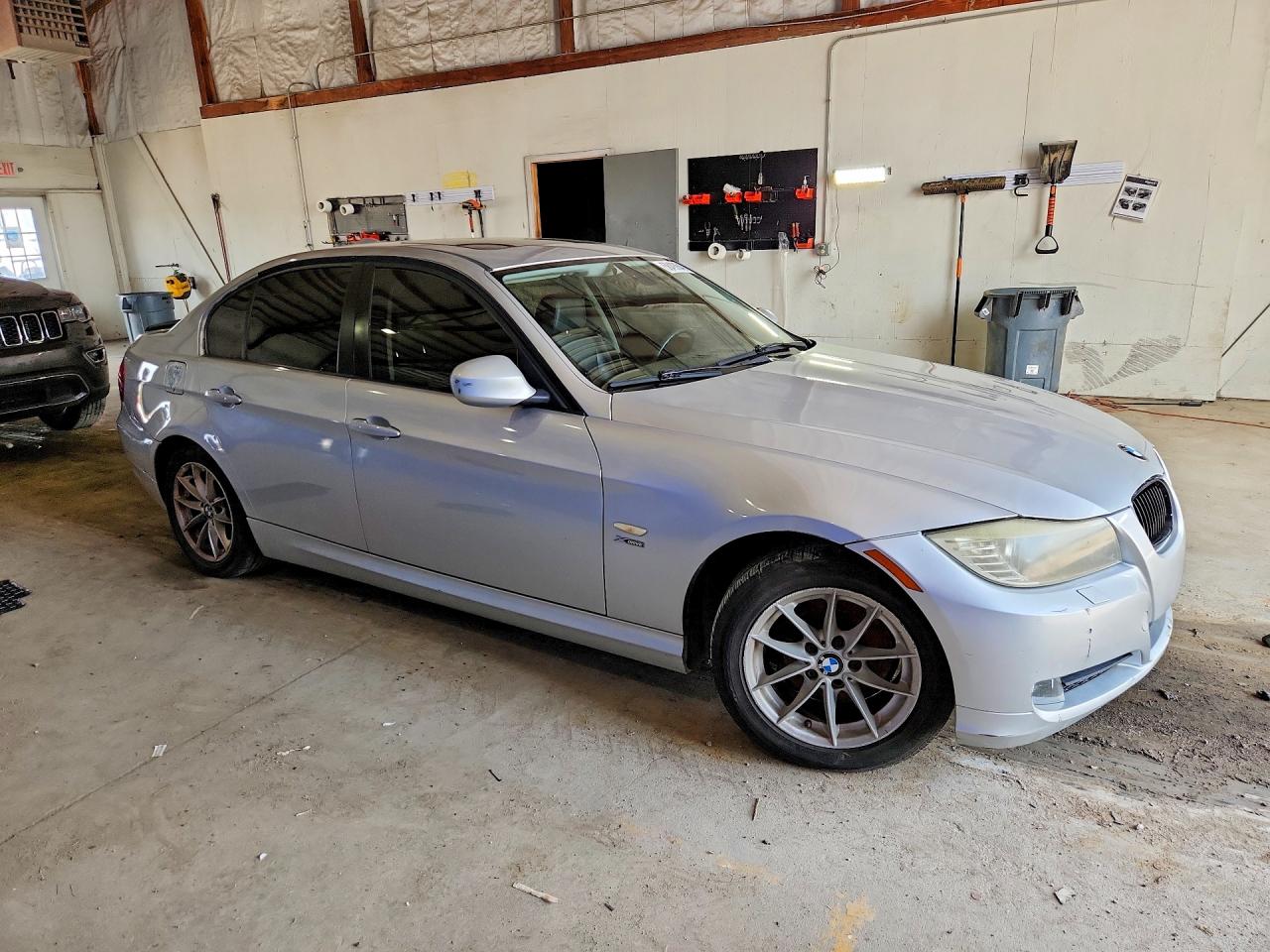 2010 Bmw 328 Xi Silver vin: WBAPK7C56AA460412