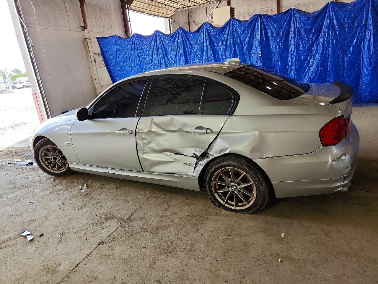 2010 Bmw 328 Xi Silver vin: WBAPK7C56AA460412