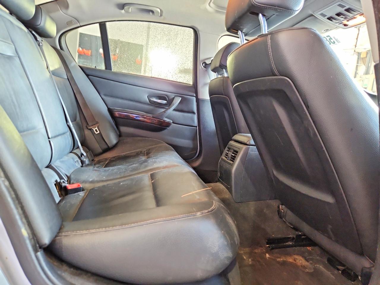 2010 Bmw 328 Xi Silver vin: WBAPK7C56AA460412