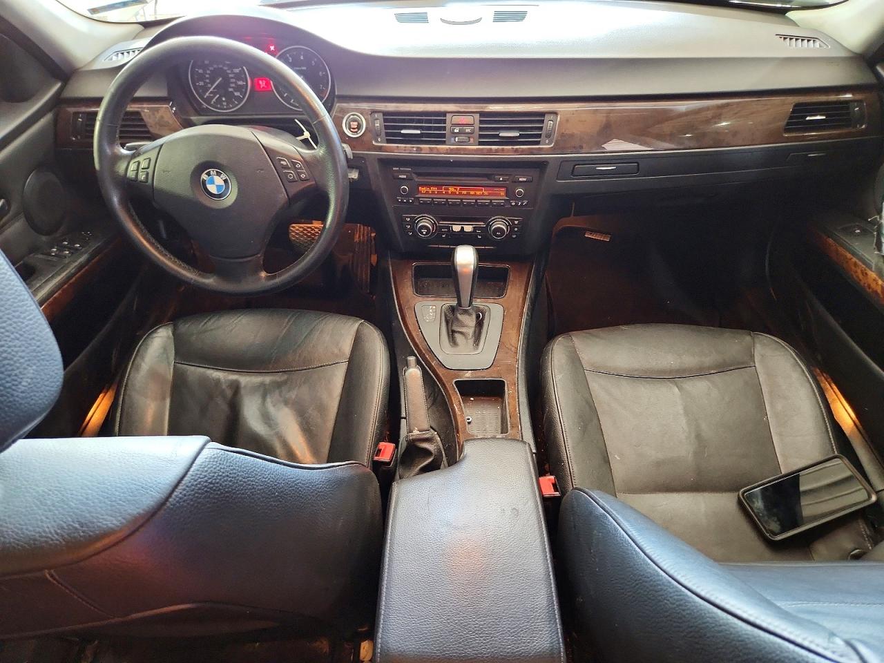 2010 Bmw 328 Xi Silver vin: WBAPK7C56AA460412