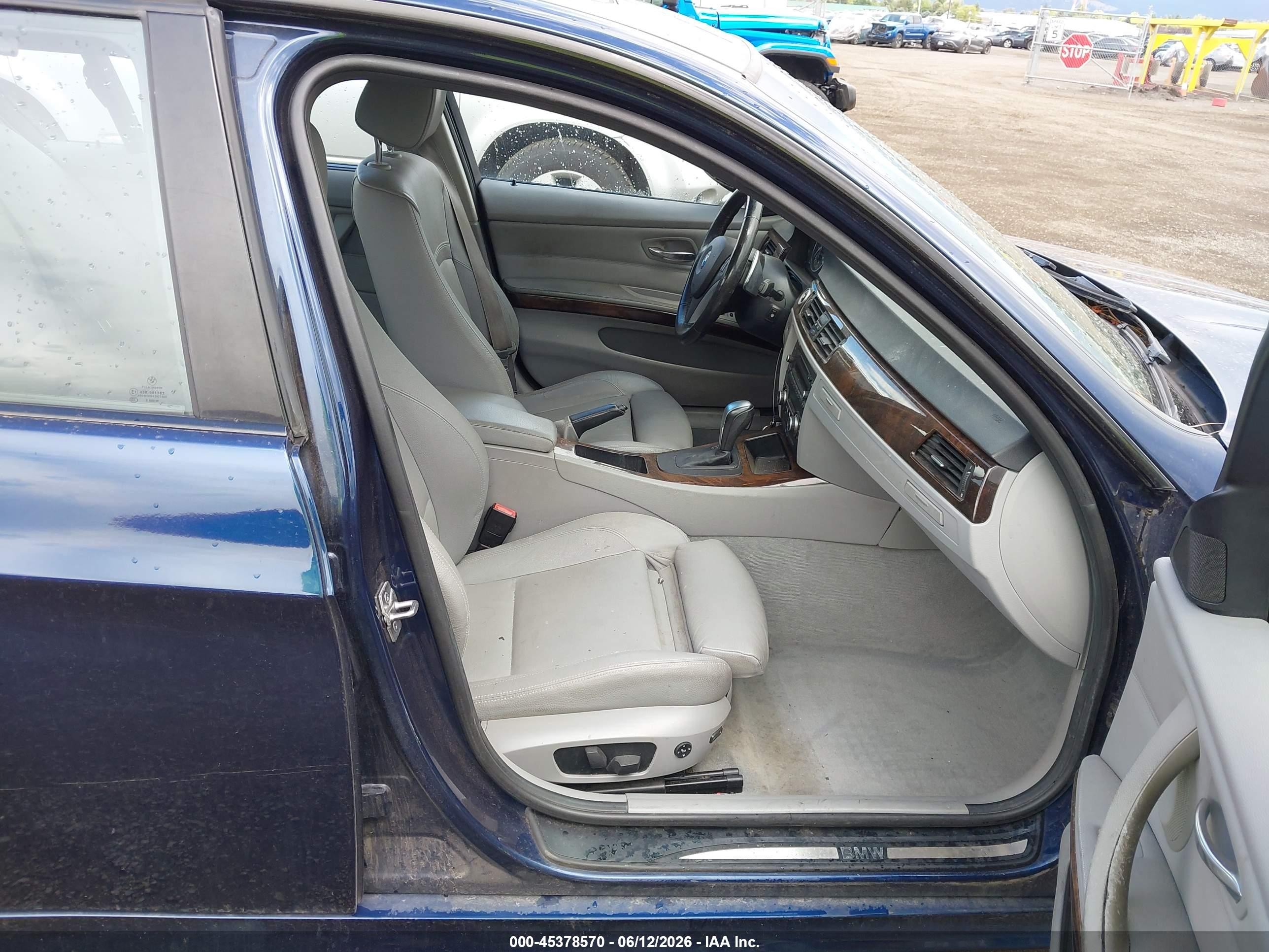 2011 Bmw 328i Xdrive Blue vin: WBAPK7C56BA973645