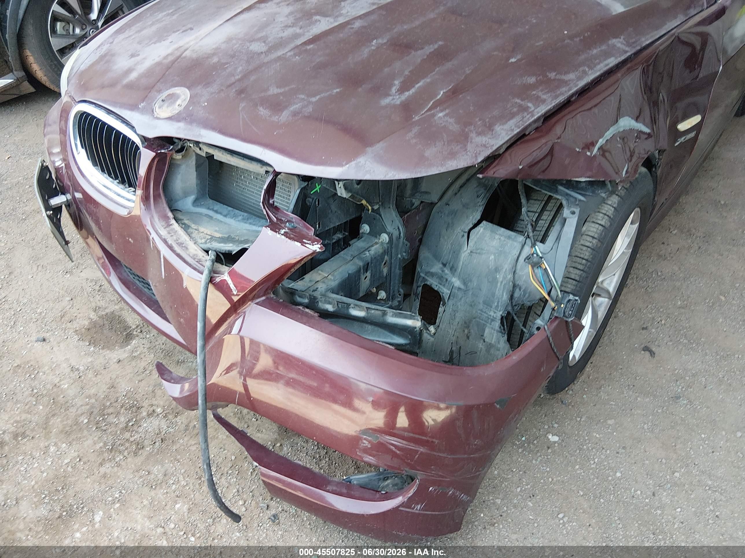 2010 Bmw 328i Xdrive Maroon vin: WBAPK7C57AA461942