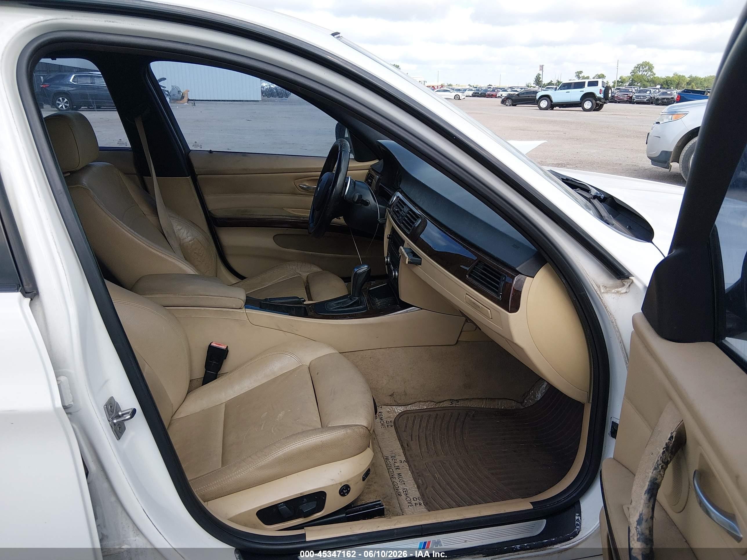 2011 Bmw 328i Xdrive White vin: WBAPK7C57BA819526