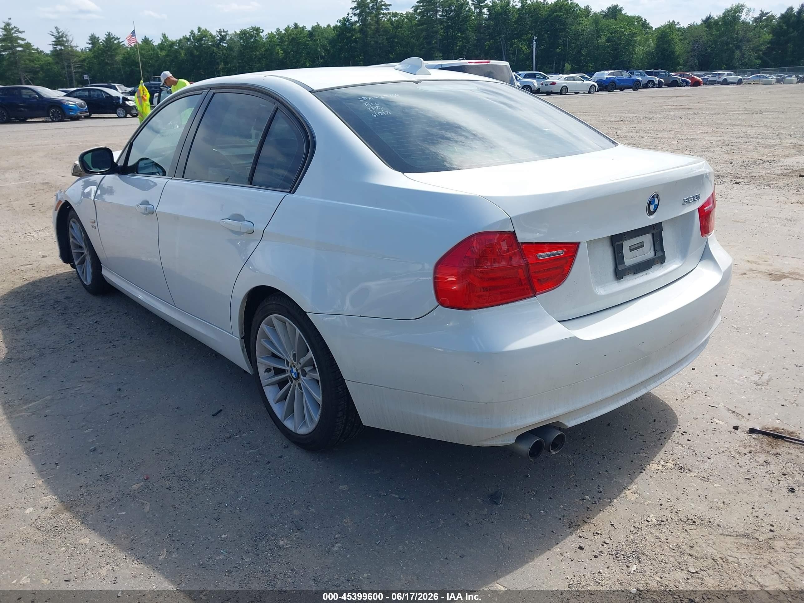 2011 Bmw 328i Xdrive White vin: WBAPK7C57BA820871