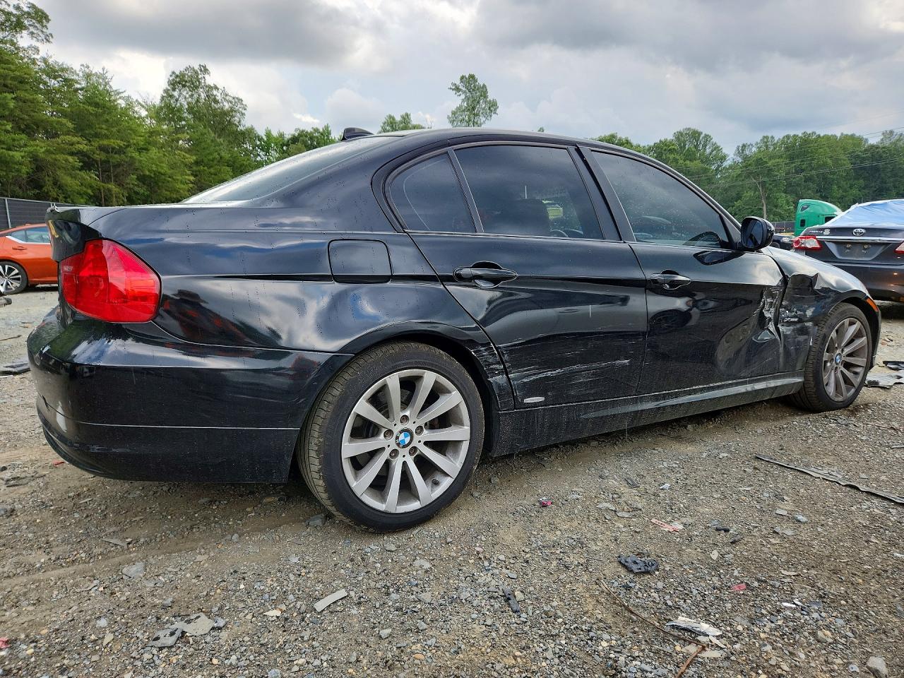 2011 Bmw 328 Xi Black vin: WBAPK7C57BA973282