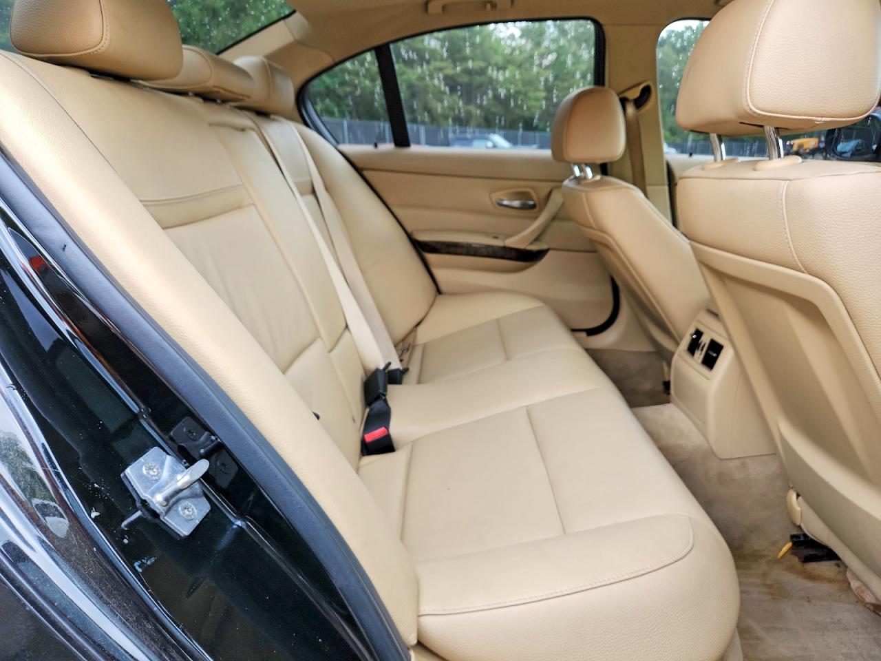 2011 Bmw 328 Xi Black vin: WBAPK7C57BA973282