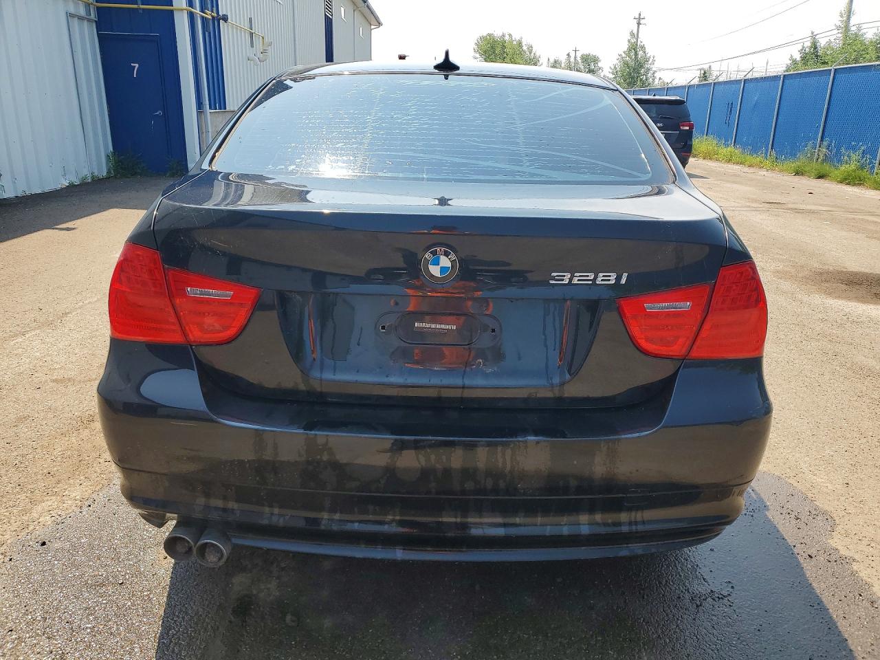 2011 Bmw 328 Xi Black vin: WBAPK7C57BA974030
