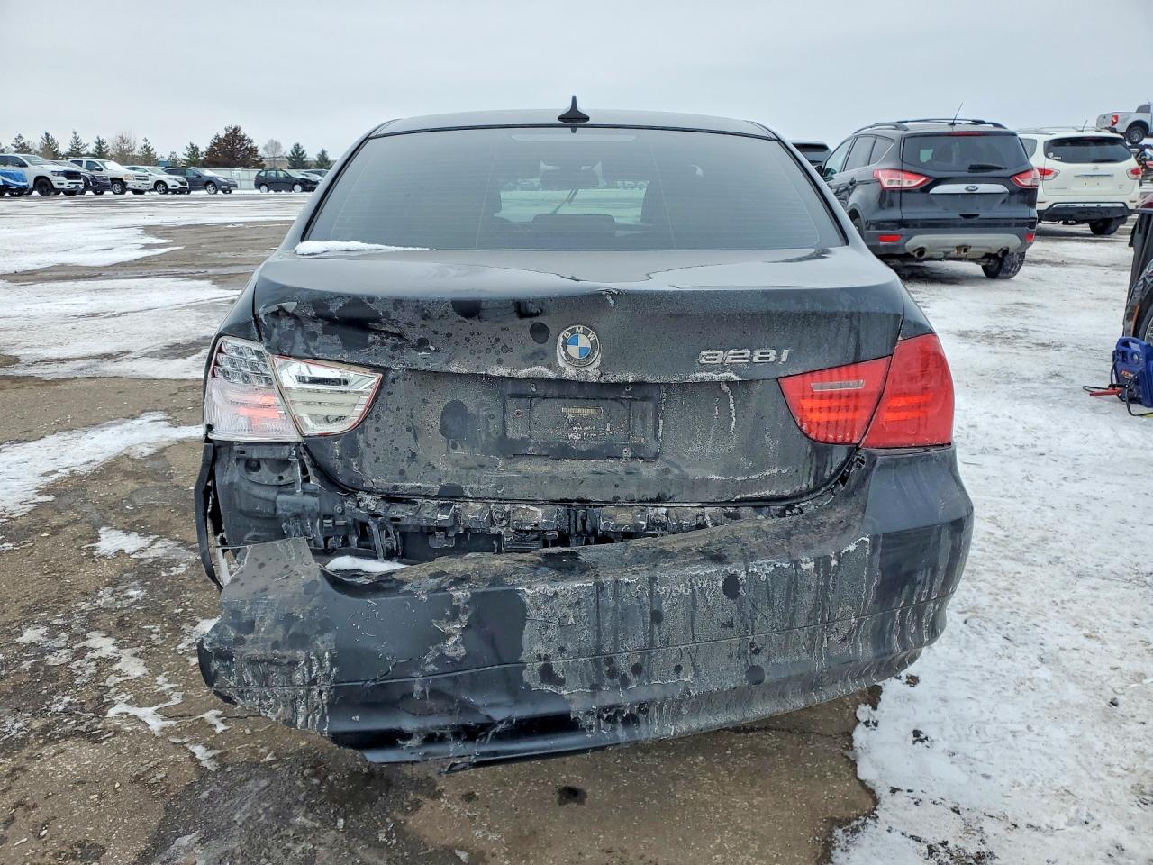 2011 Bmw 328 Xi Черный vin: WBAPK7C57BF083657