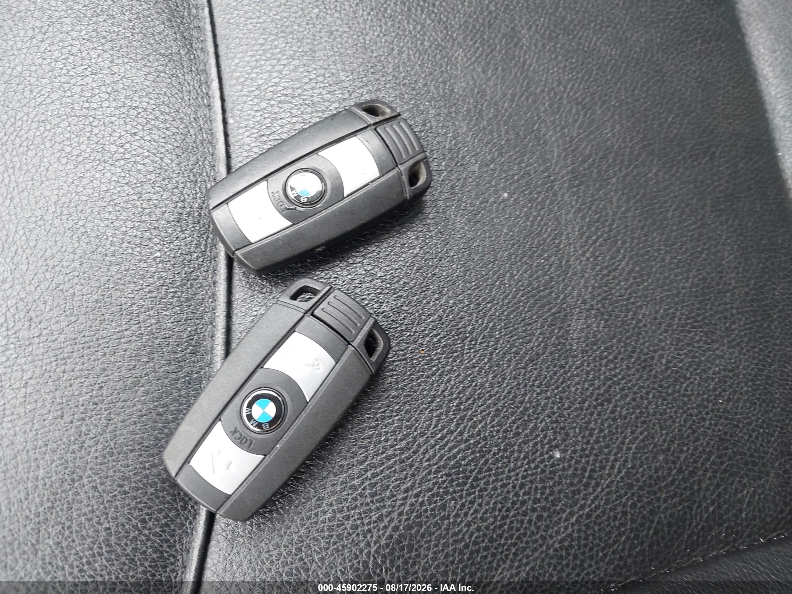 2011 Bmw 328i Xdrive Gray vin: WBAPK7C57BF086767