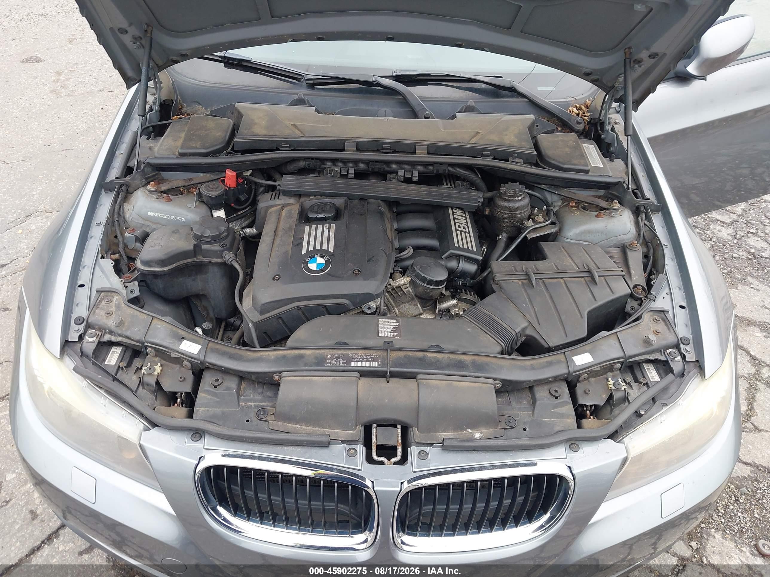 2011 Bmw 328i Xdrive Gray vin: WBAPK7C57BF086767