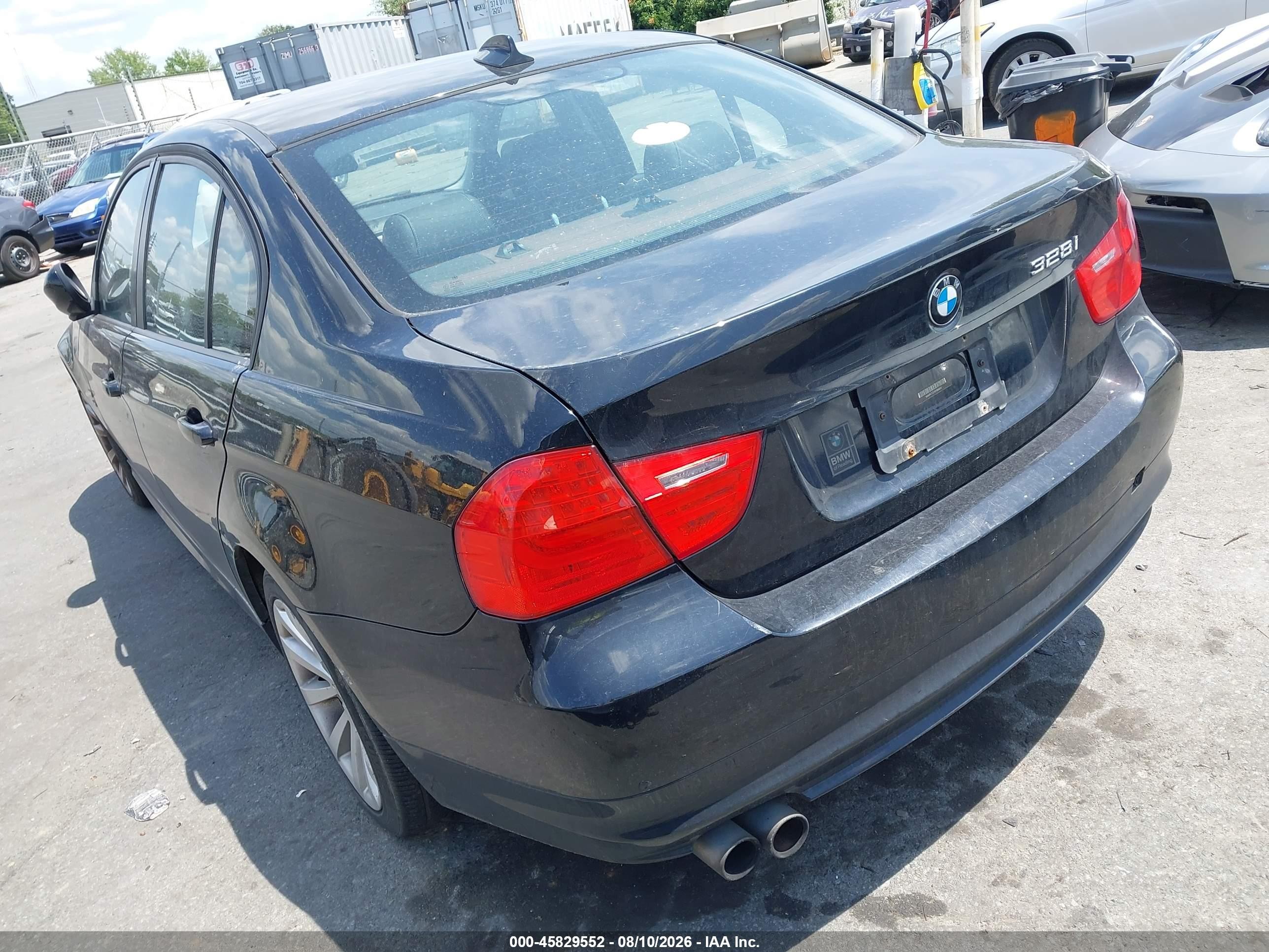 2011 Bmw 328i Xdrive Черный vin: WBAPK7C57BF086865