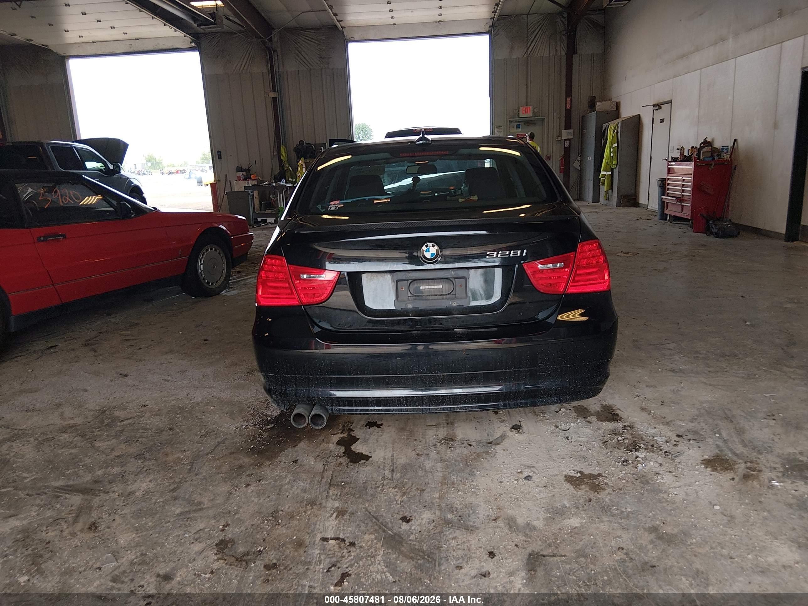 2010 Bmw 328i Xdrive Черный vin: WBAPK7C59AA459769