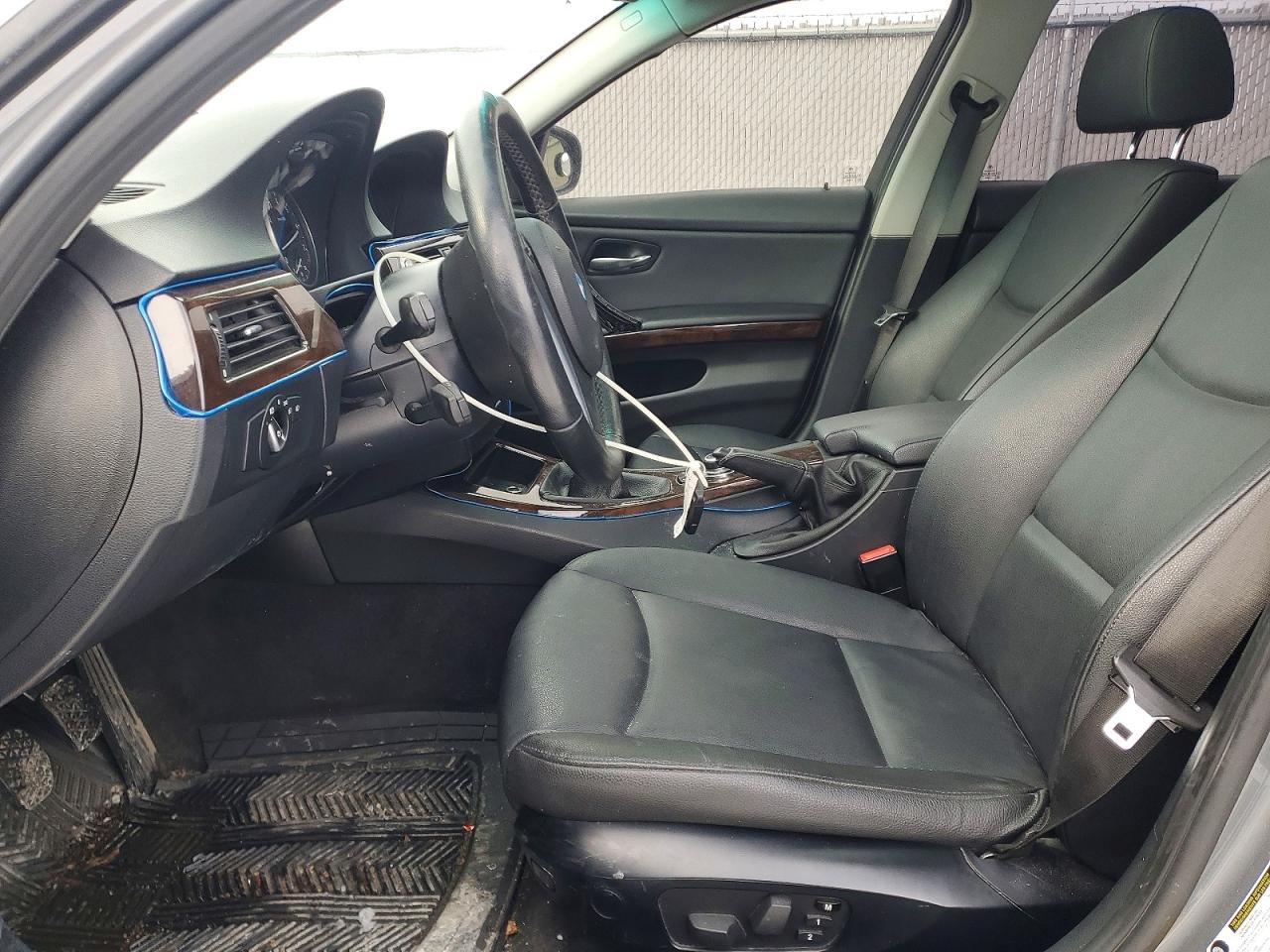 2011 Bmw 328 Xi Серебряный vin: WBAPK7C59BA773004