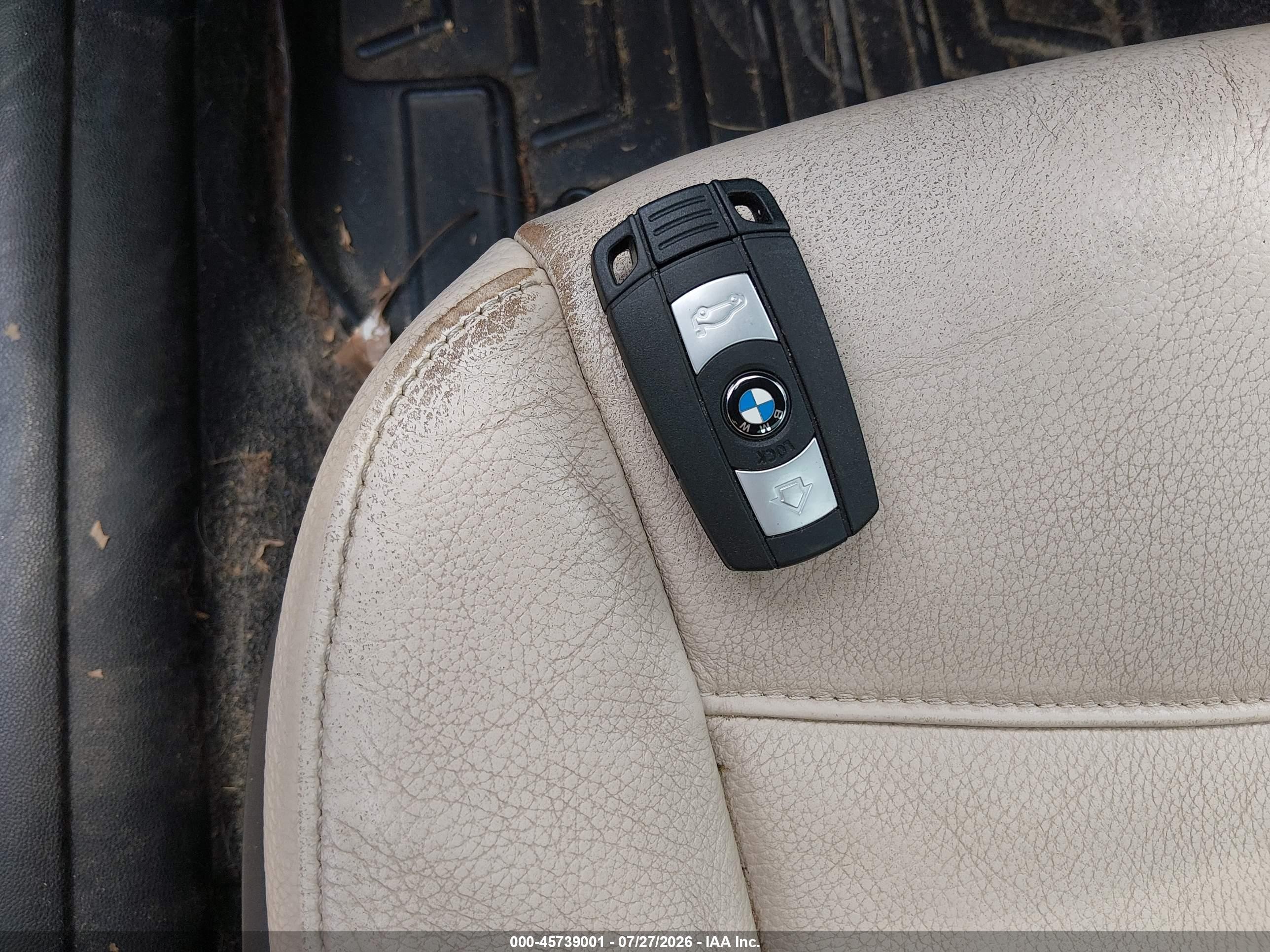 2011 Bmw 328i Xdrive Белый vin: WBAPK7C59BF083689