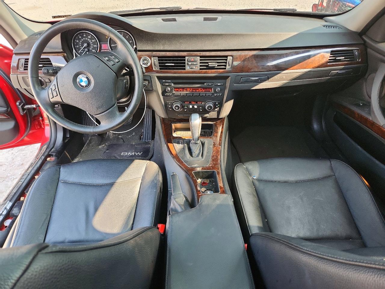 2011 Bmw 328 Xi Red vin: WBAPK7C5XBA464092