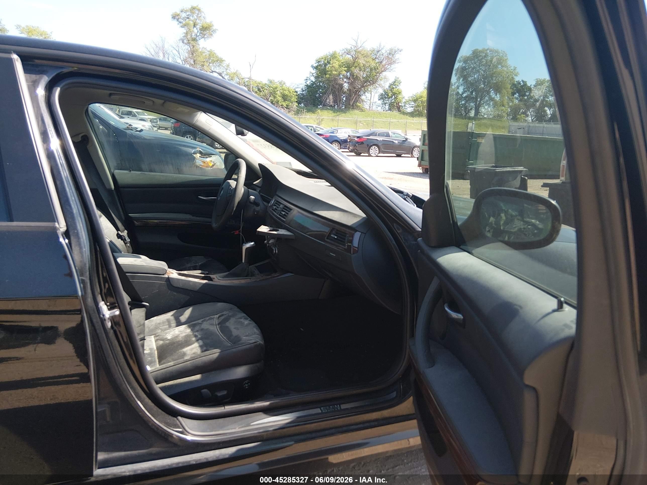 2011 Bmw 328i Xdrive Black vin: WBAPK7C5XBA771519