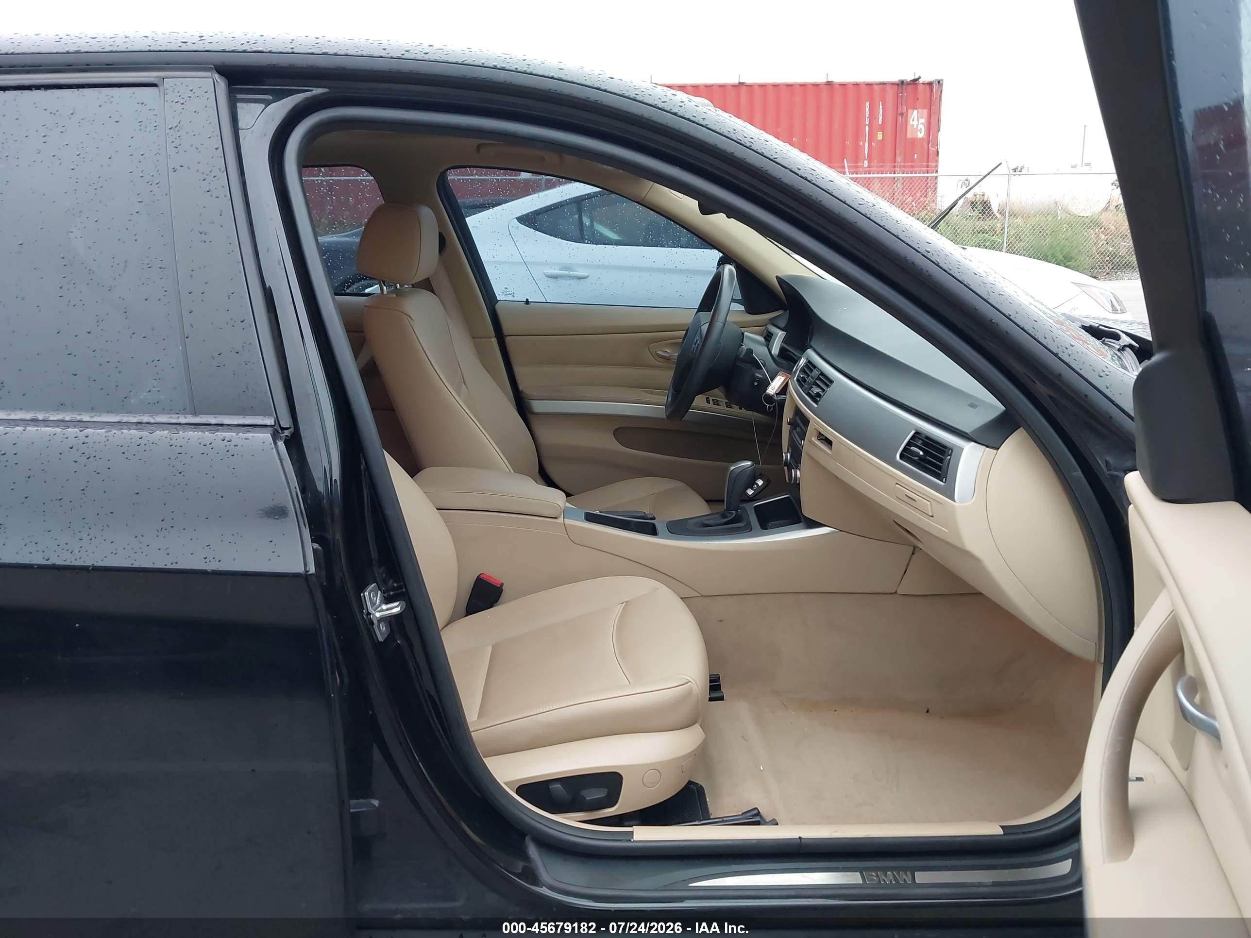 2011 Bmw 328i Xdrive Black vin: WBAPK7C5XBA818709