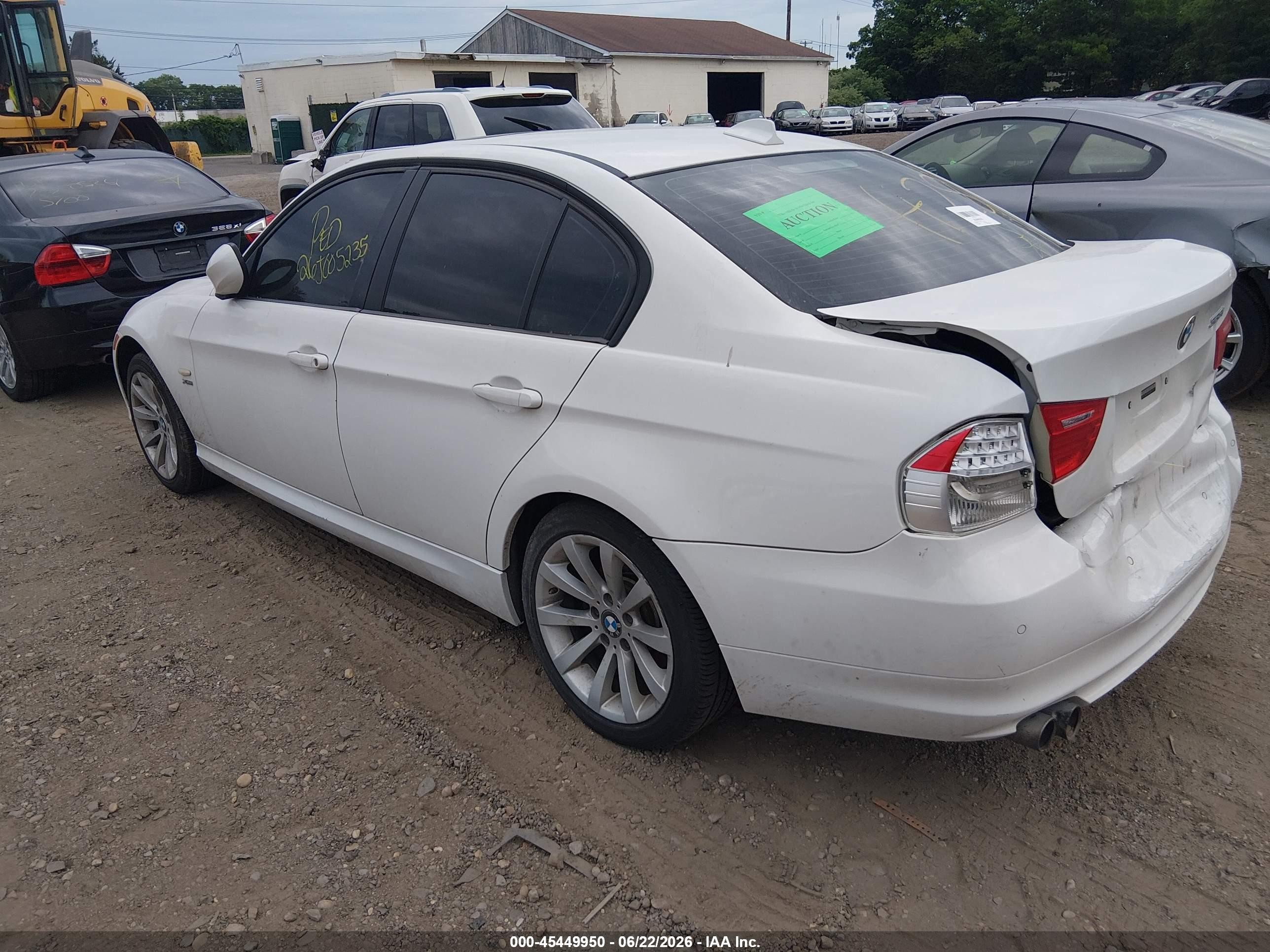 2011 Bmw 328i Xdrive Белый vin: WBAPK7C5XBA971879