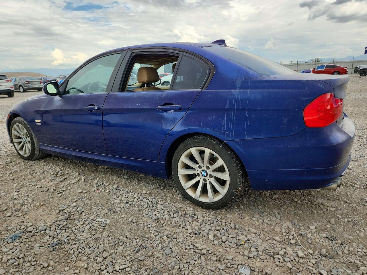 2011 Bmw 328 Xi Blue vin: WBAPK7C5XBA972756