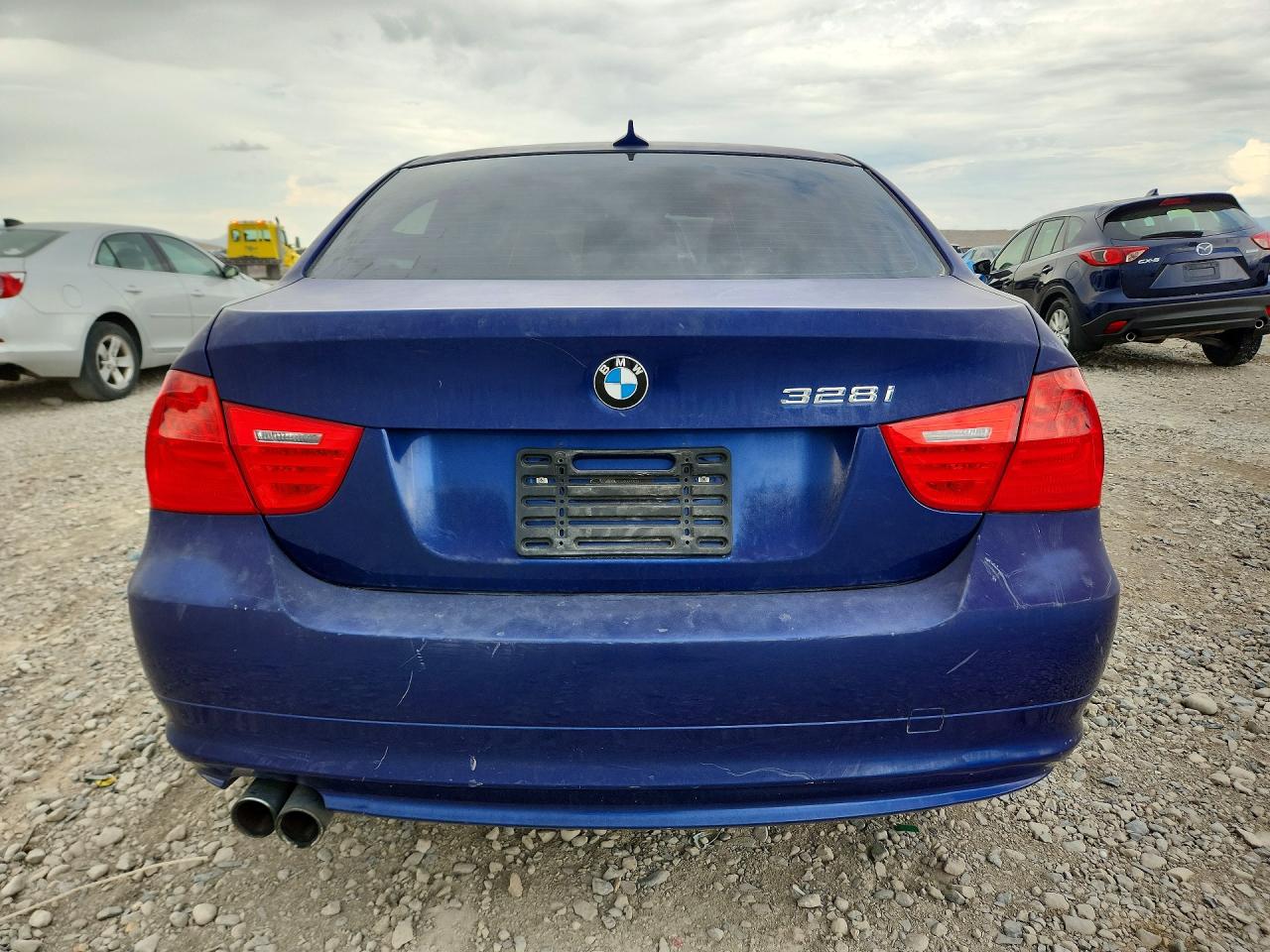 2011 Bmw 328 Xi Blue vin: WBAPK7C5XBA972756