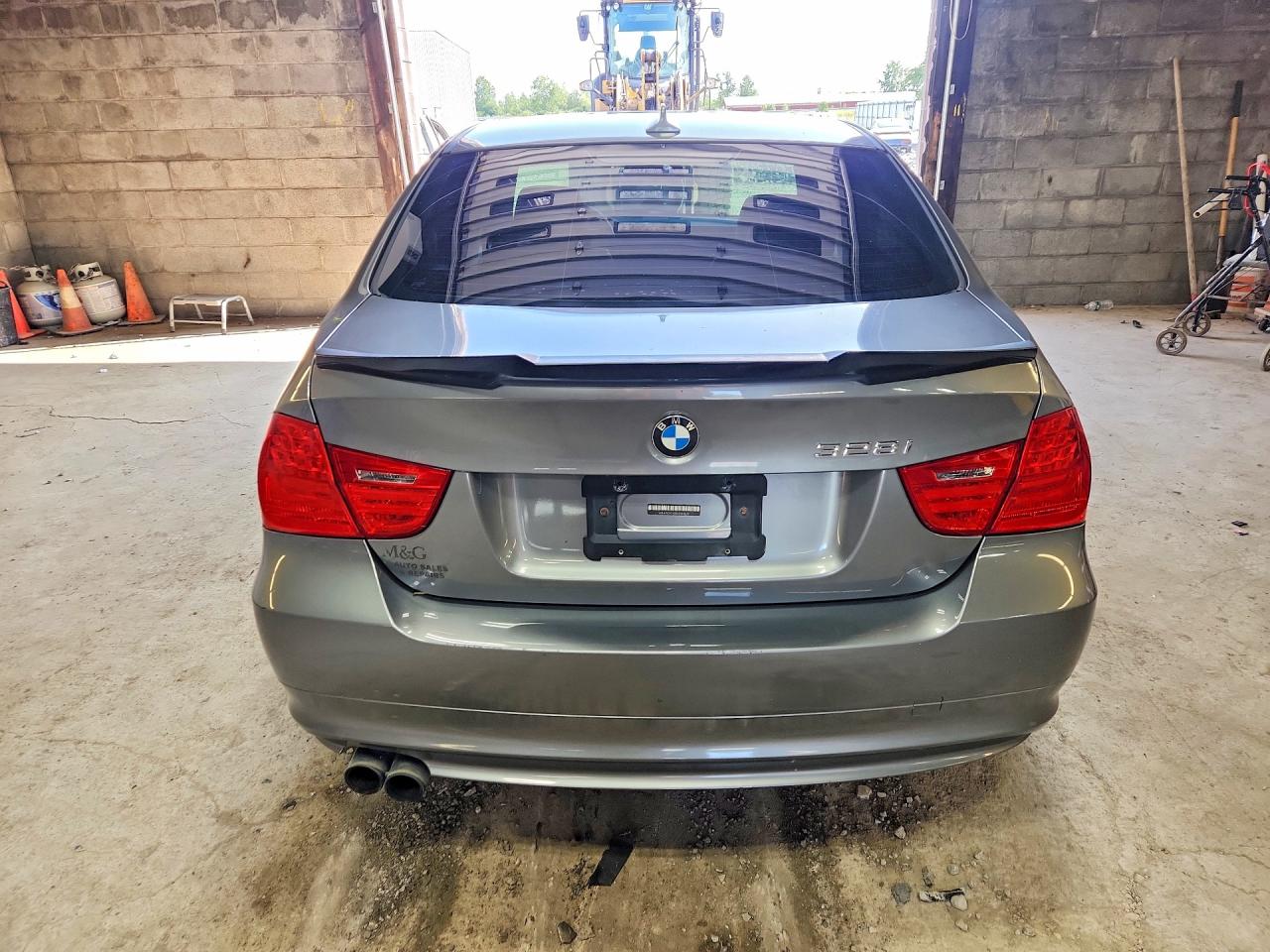 2011 Bmw 328 Xi Gray vin: WBAPK7G50BNN48828