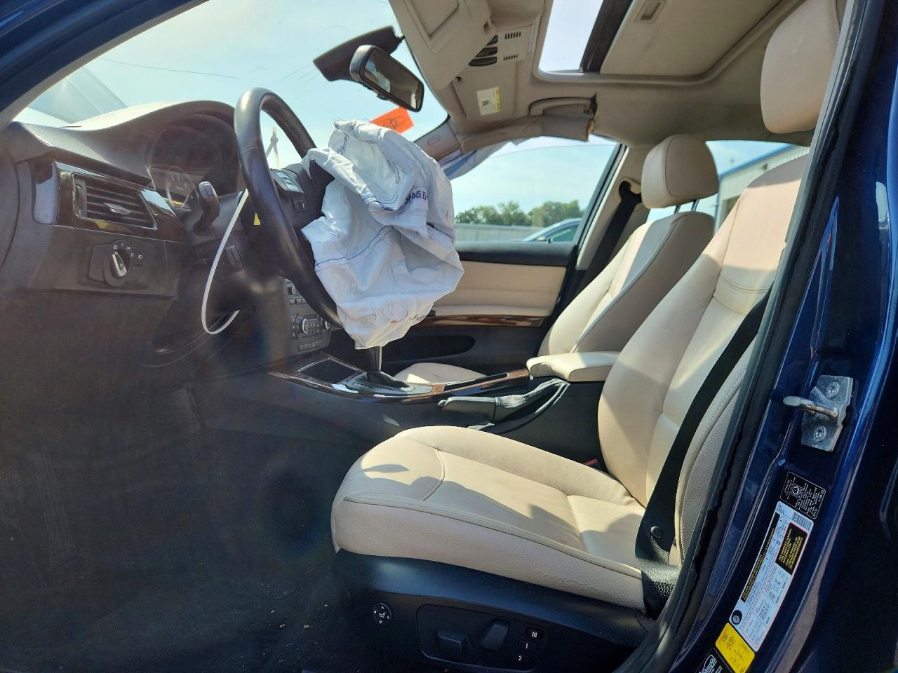 2011 Bmw 328 Xi Blue vin: WBAPK7G50BNN78766