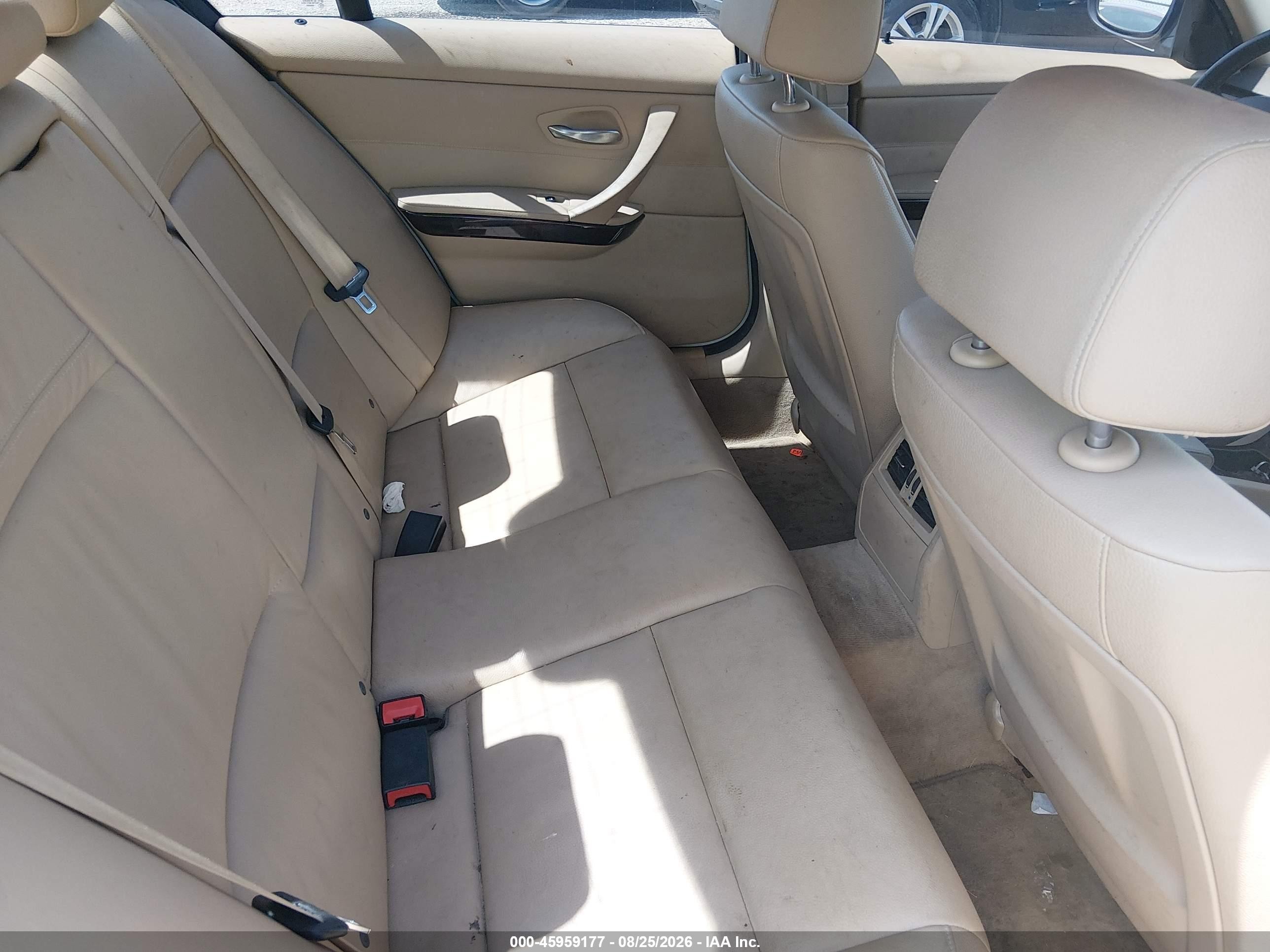 2011 Bmw 328i Xdrive White vin: WBAPK7G50BNN86253