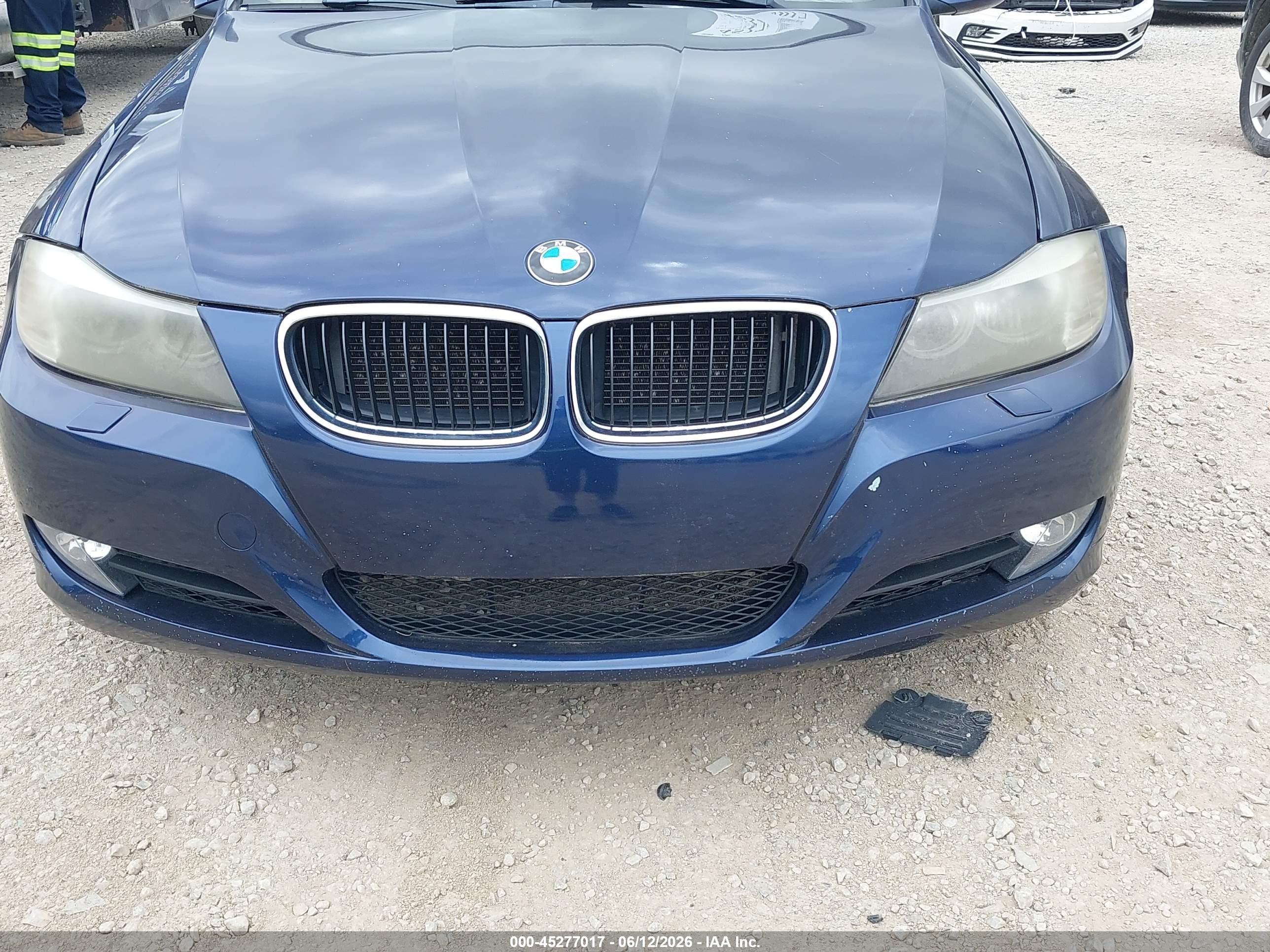 2011 Bmw 328i Xdrive Dark Blue vin: WBAPK7G53BNN86649