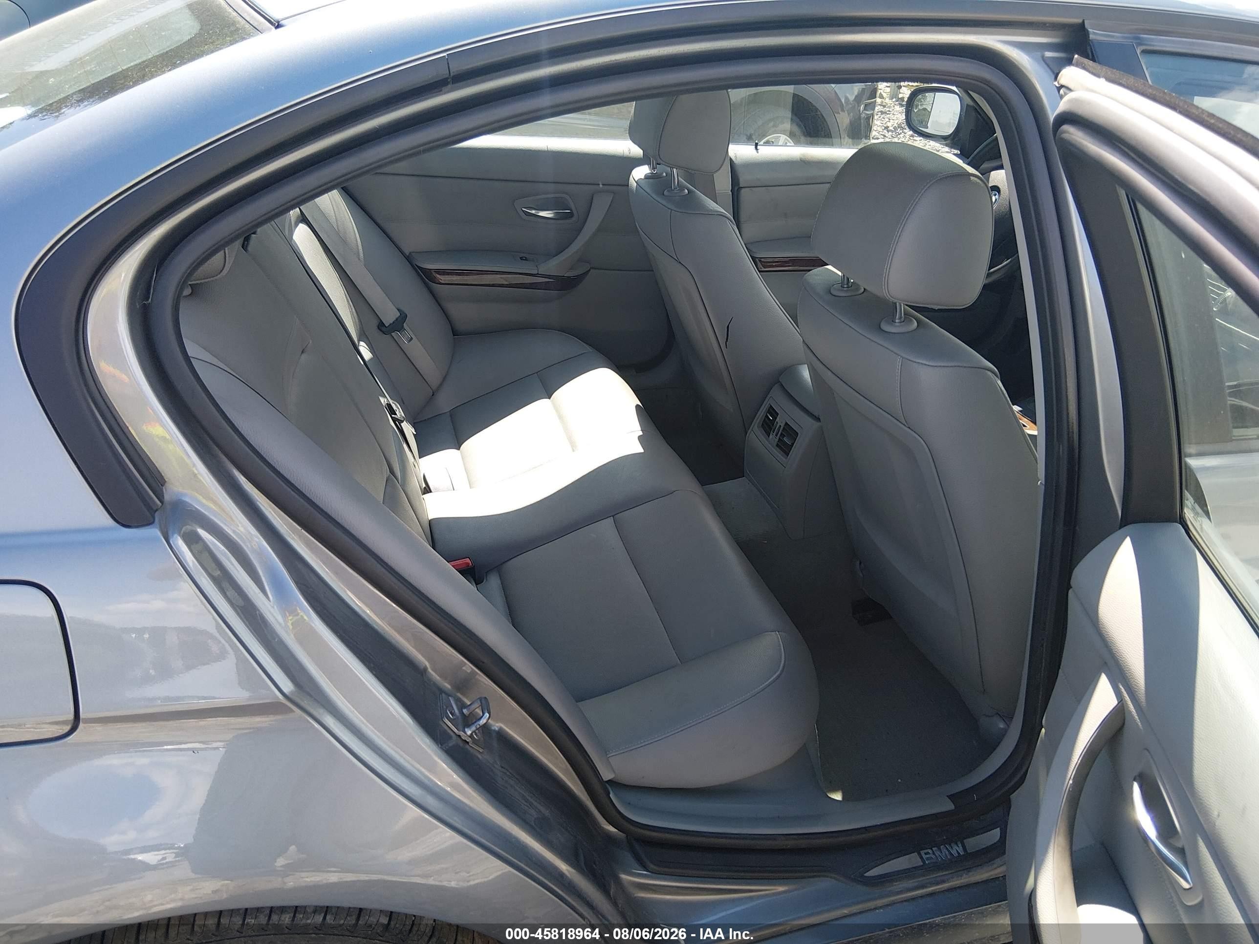 2011 Bmw 328i Xdrive Gray vin: WBAPK7G58BNN77462