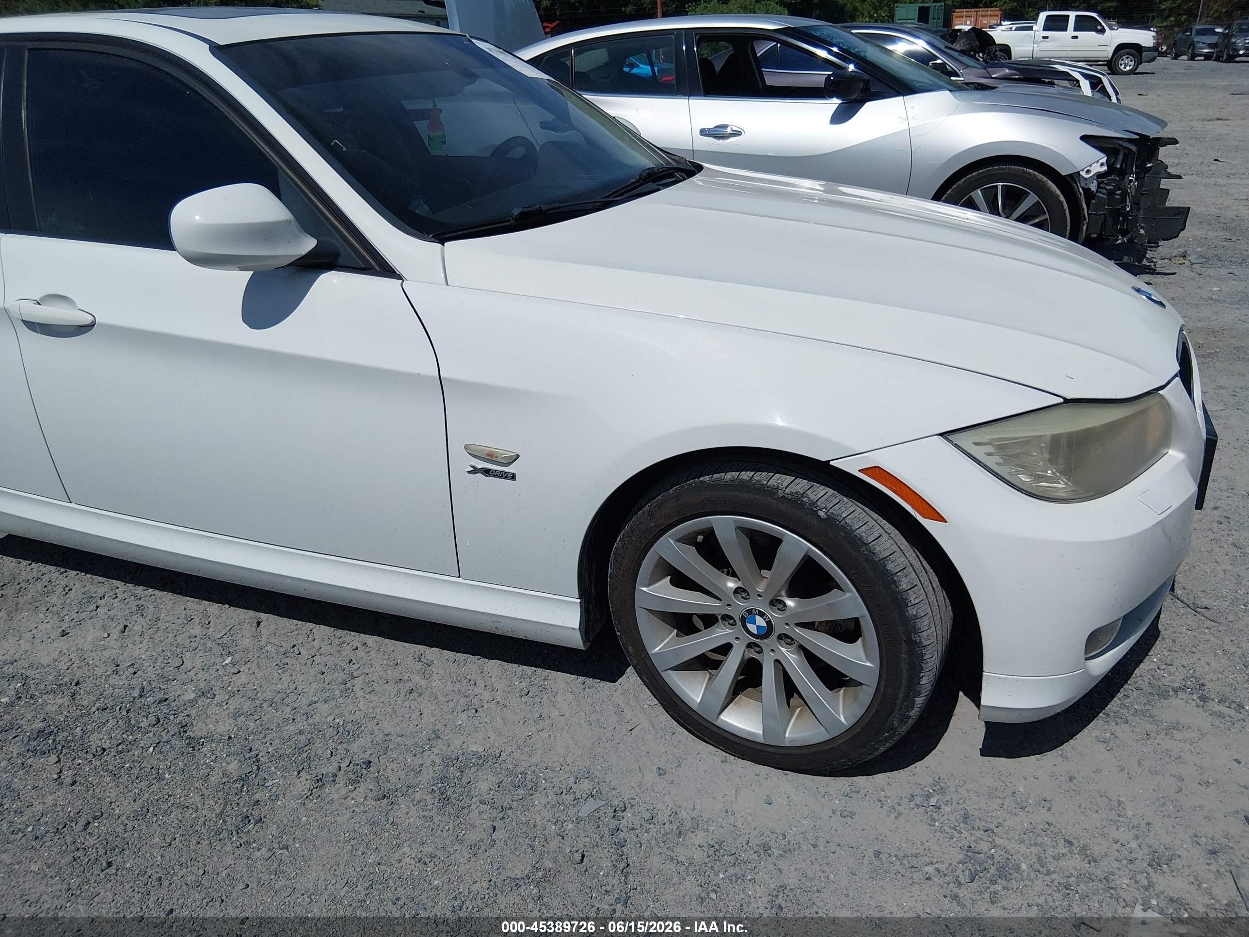 2011 Bmw 328i Xdrive White vin: WBAPK7G59BNN86669